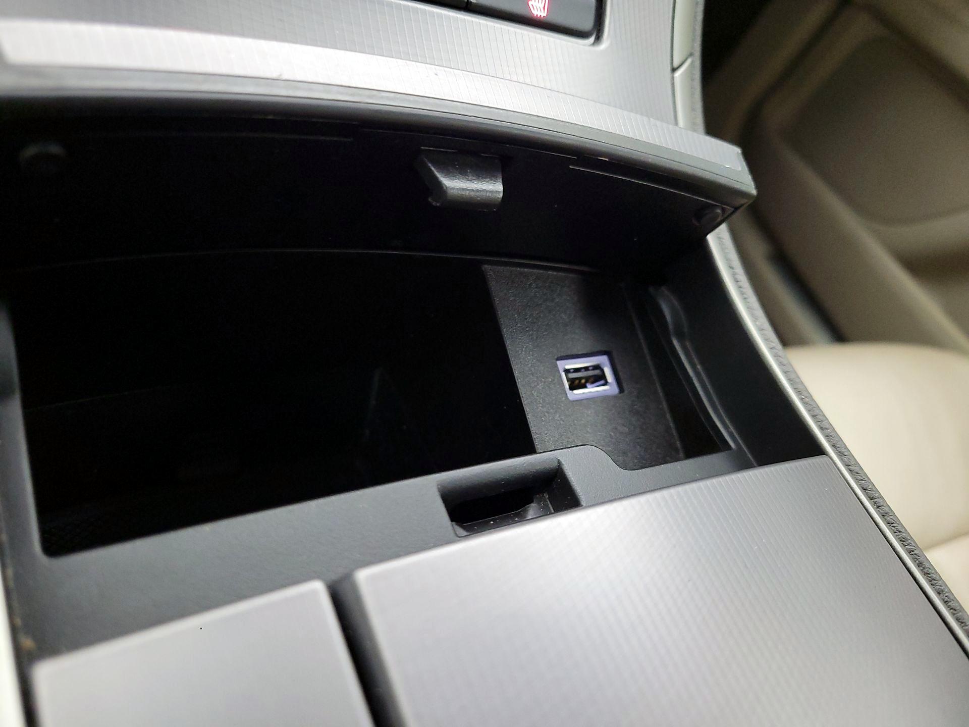 Thumbnail: 2019 Lincoln MKZ - 19