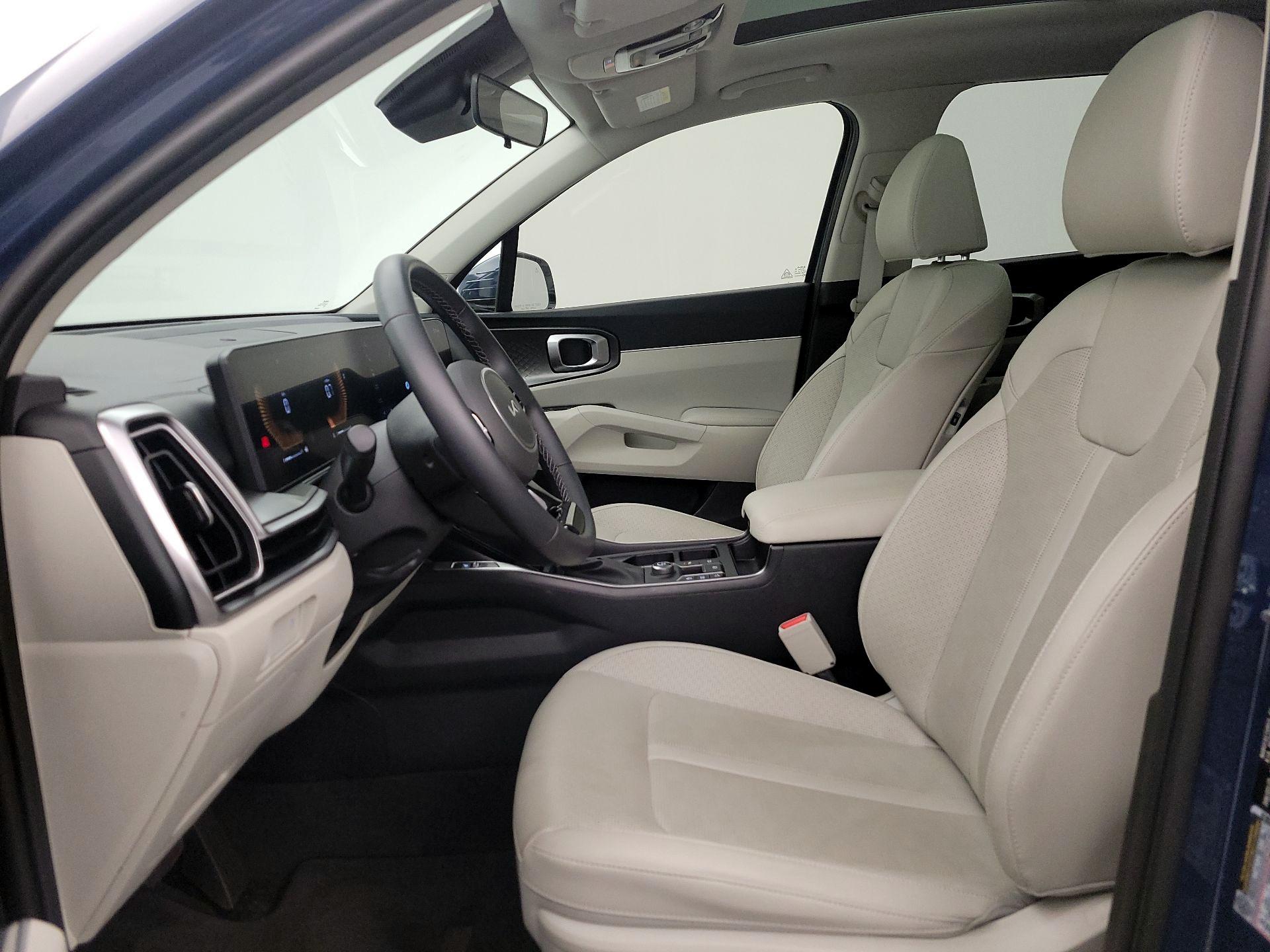 Thumbnail: 2025 Kia Sorento - 11