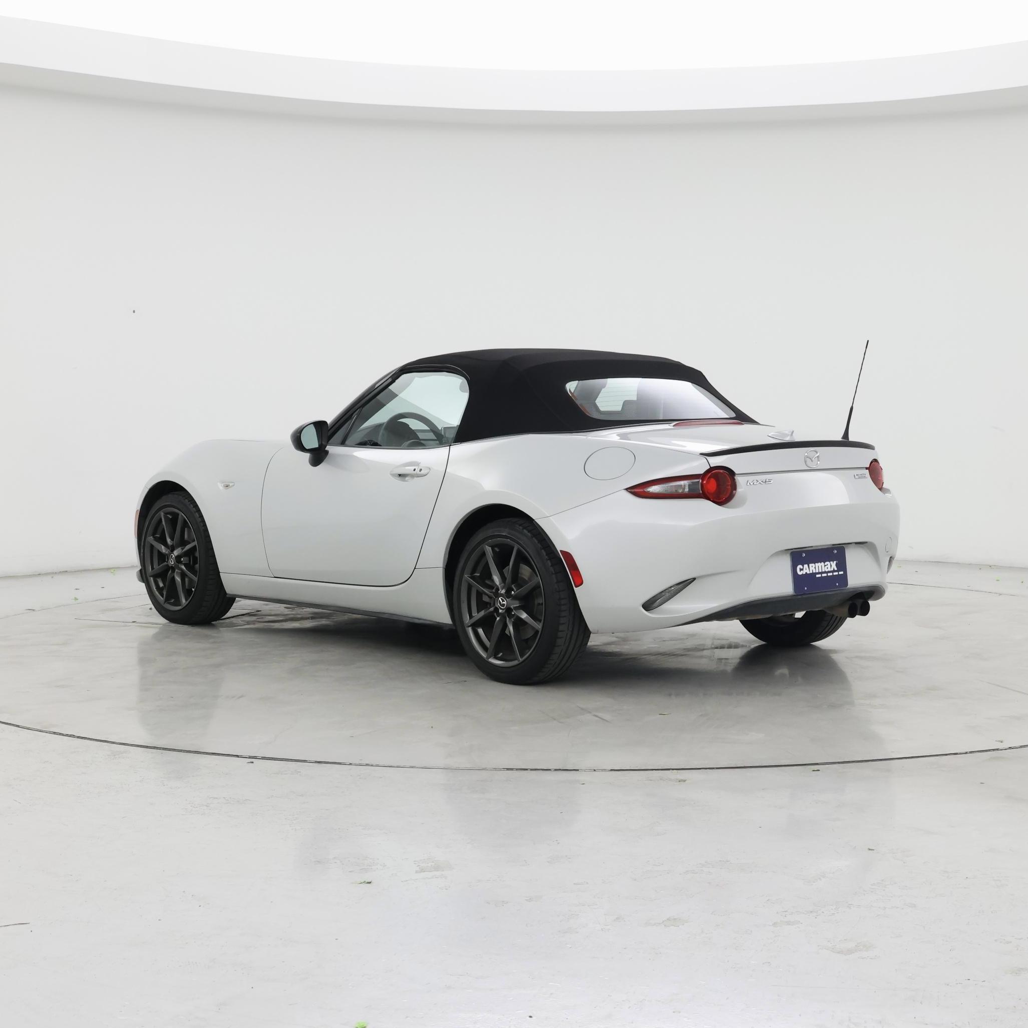 Thumbnail: 2017 Mazda MX-5 Miata - 2