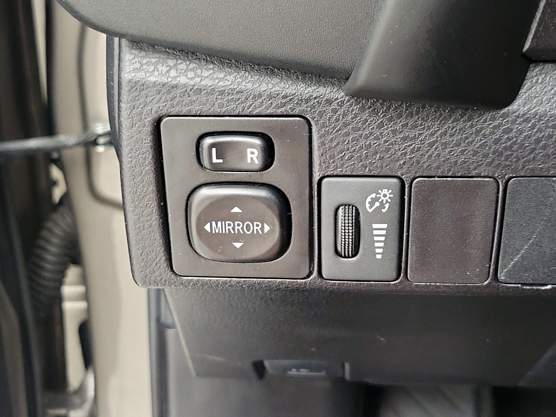 Thumbnail: 2019 Toyota Corolla - 13