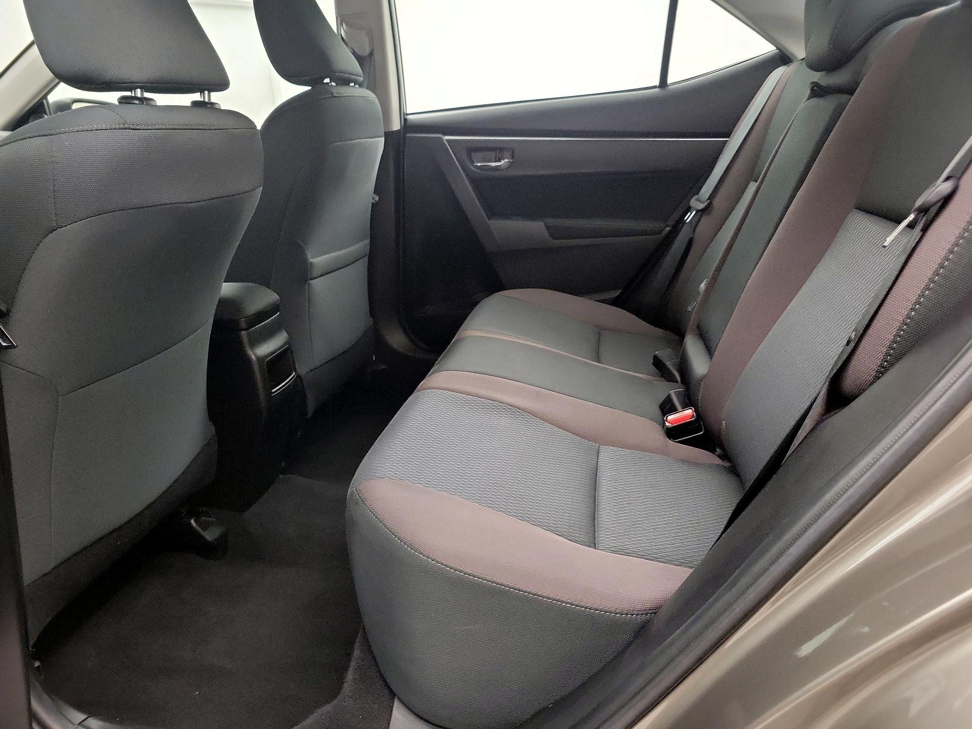 Thumbnail: 2019 Toyota Corolla - 19
