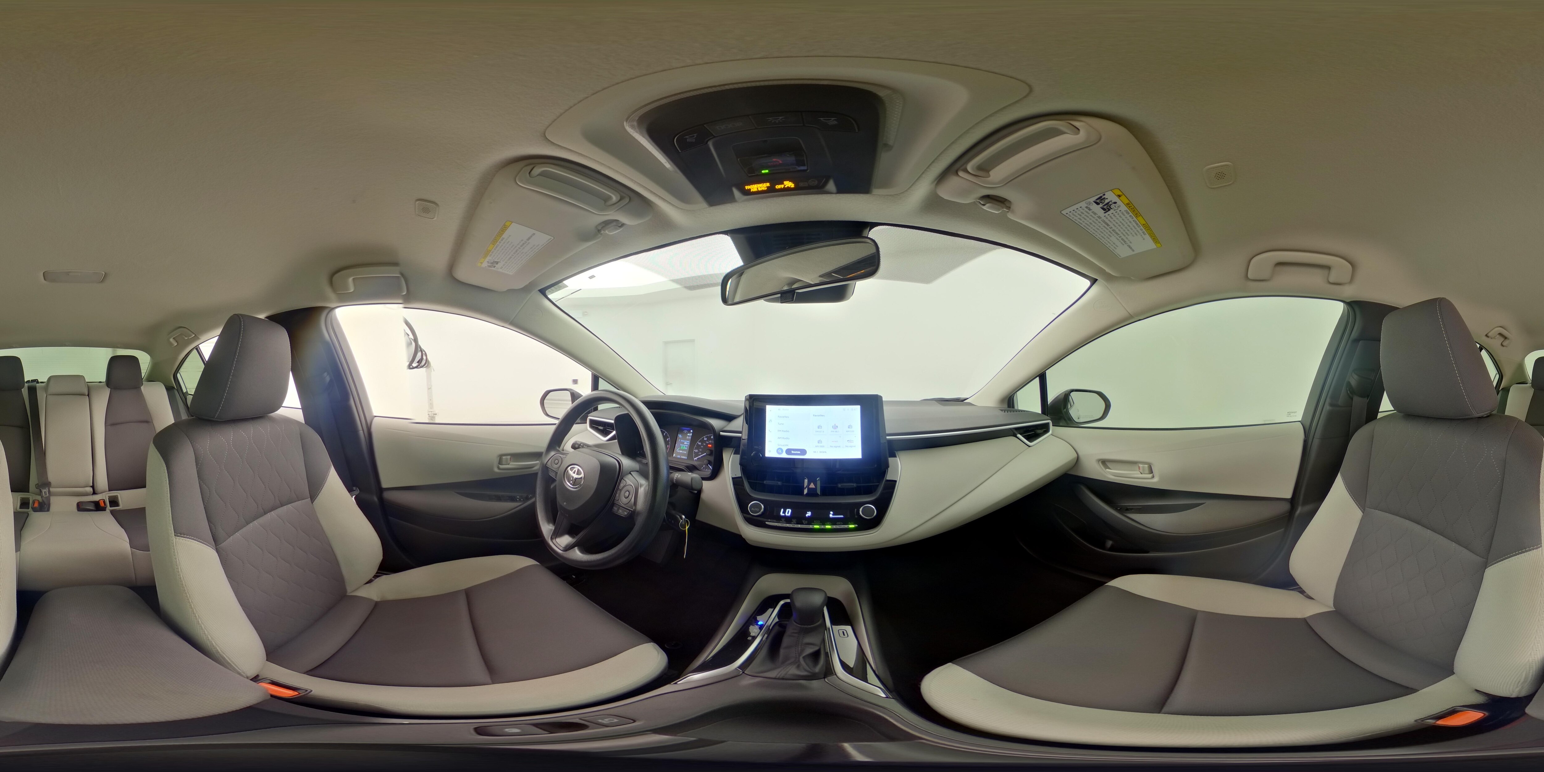 2025 Toyota Corolla LE - Photo 24