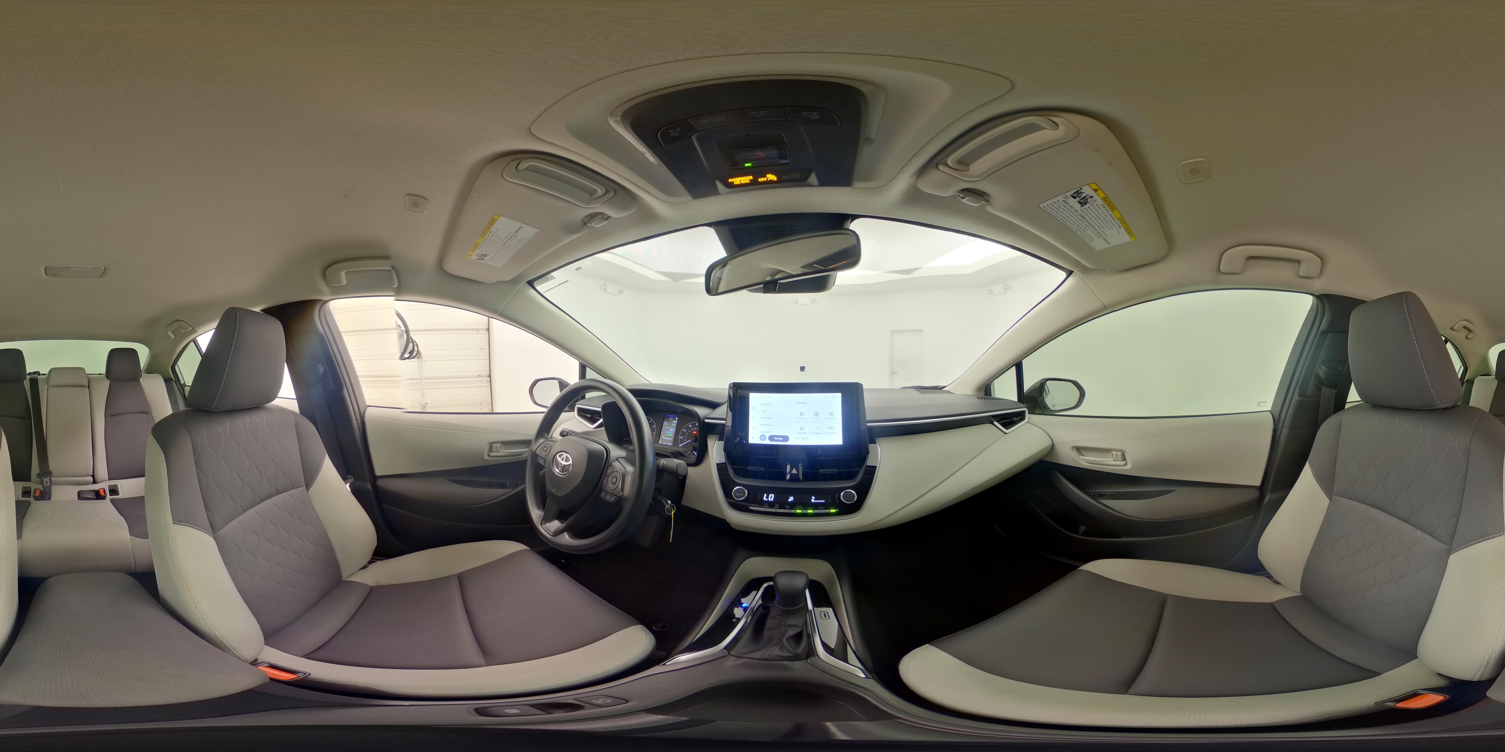 2025 Toyota Corolla LE - Photo 26