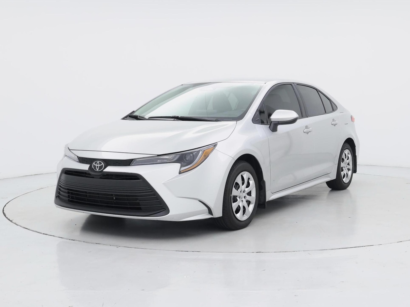 2025 Toyota Corolla LE - Photo 5
