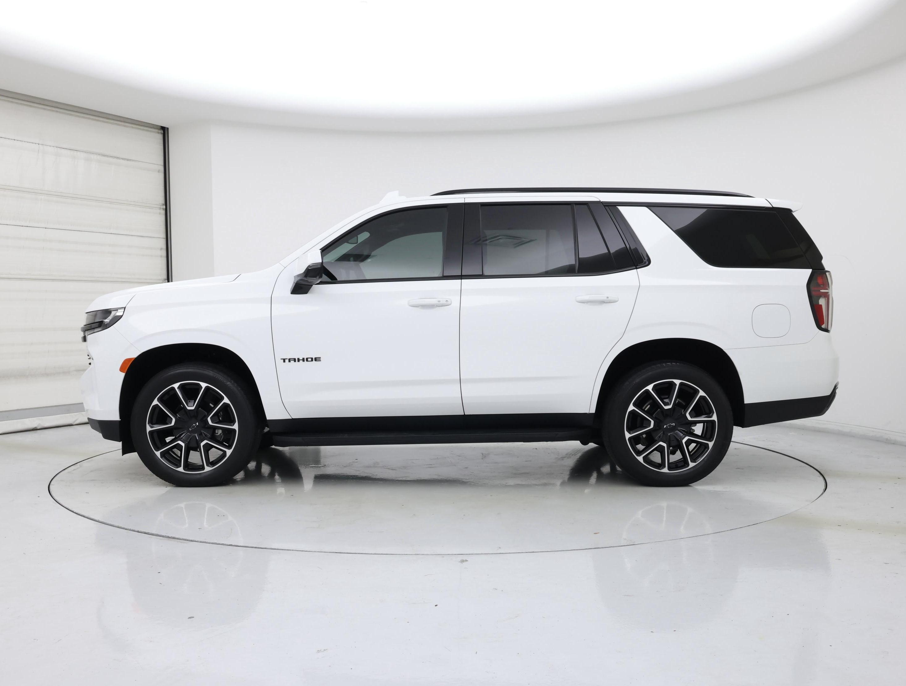 Thumbnail: 2024 Chevrolet Tahoe - 3