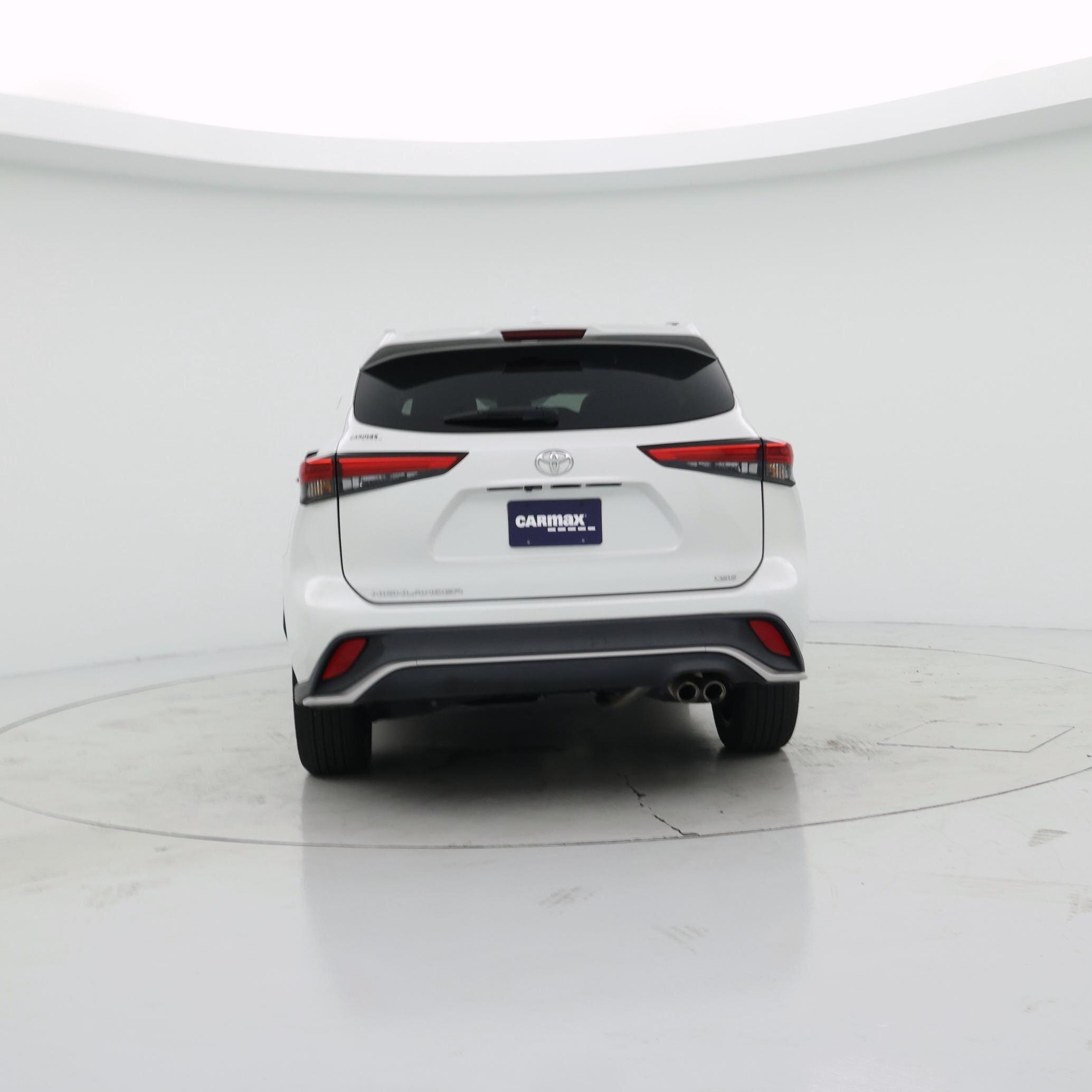 Thumbnail: 2023 Toyota Highlander - 6