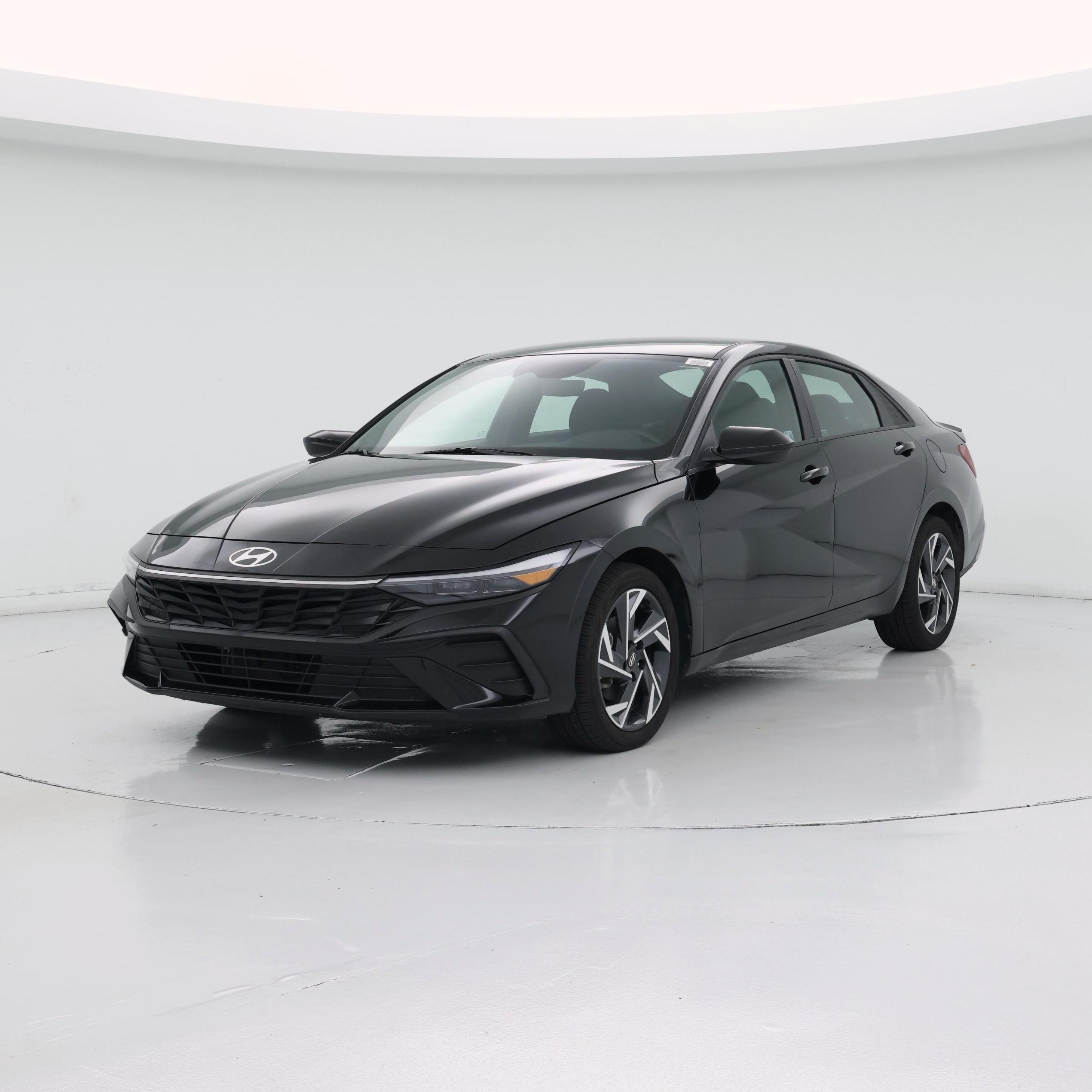 Thumbnail: 2025 Hyundai Elantra - 4