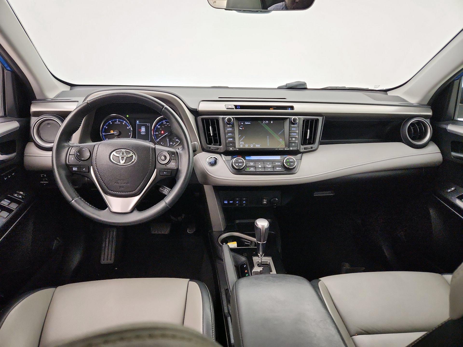 Thumbnail: 2016 Toyota RAV4 - 9