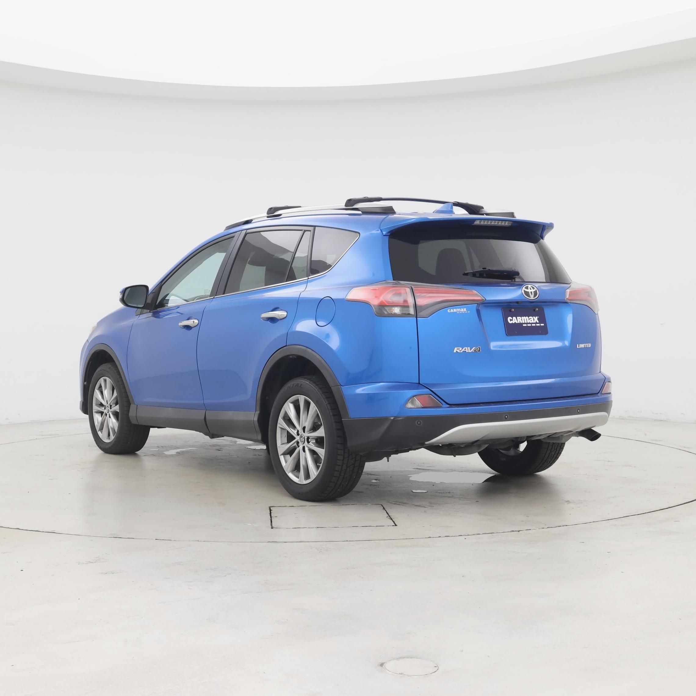 Thumbnail: 2016 Toyota RAV4 - 2