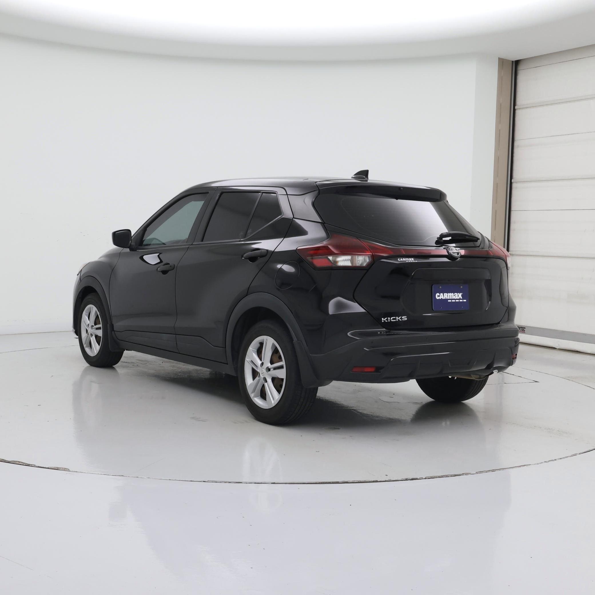 Thumbnail: 2022 Nissan Kicks - 2