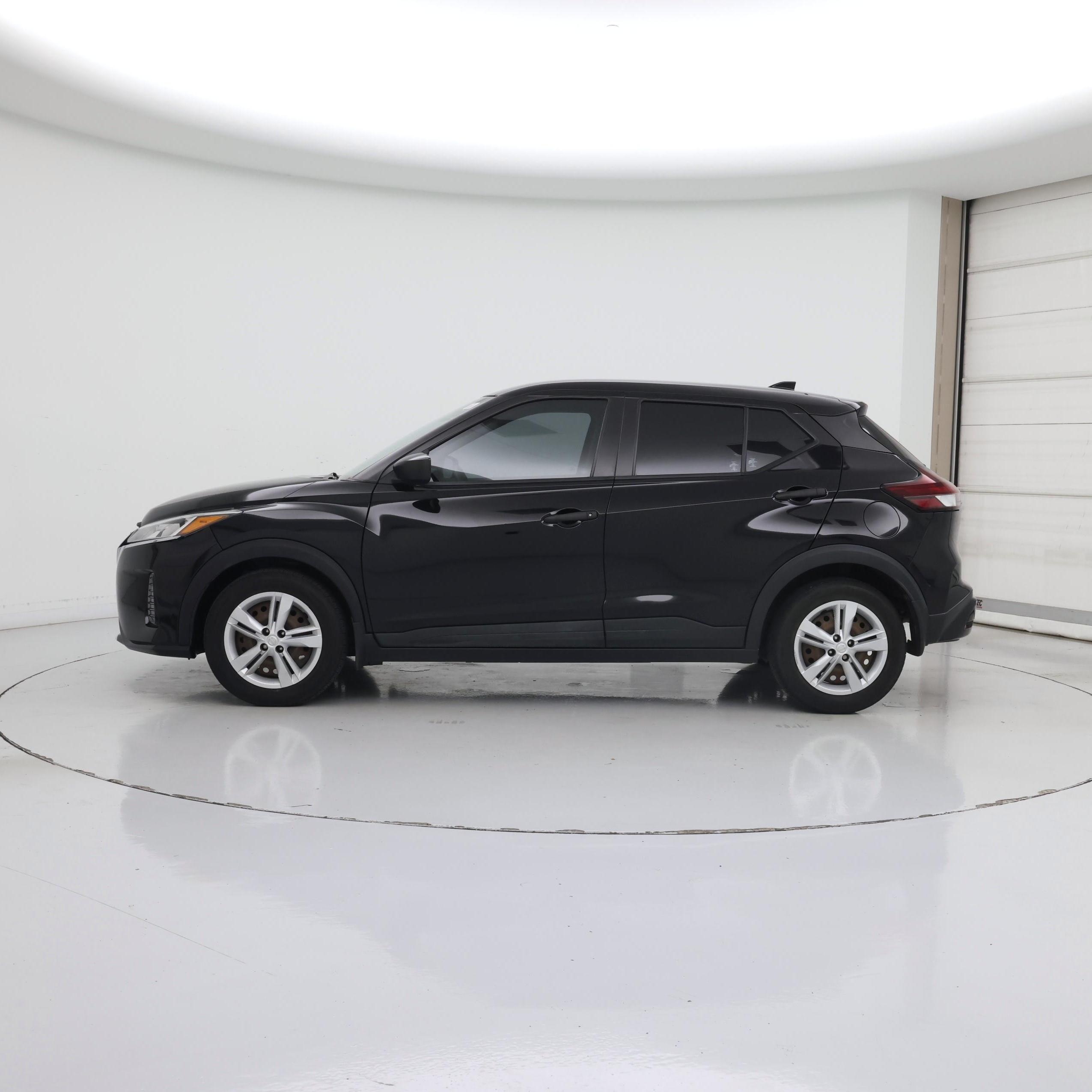 Thumbnail: 2022 Nissan Kicks - 3