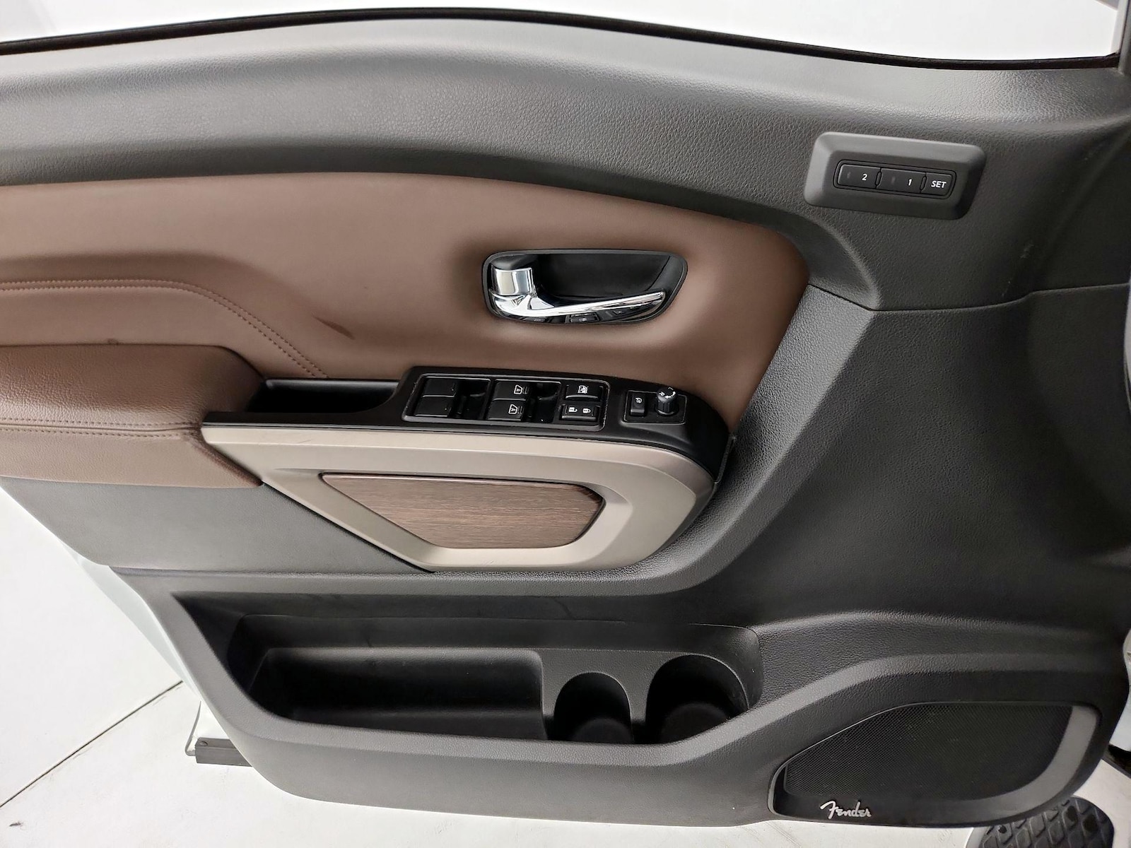 2020 Nissan Titan Platinum Reserve - Photo 13