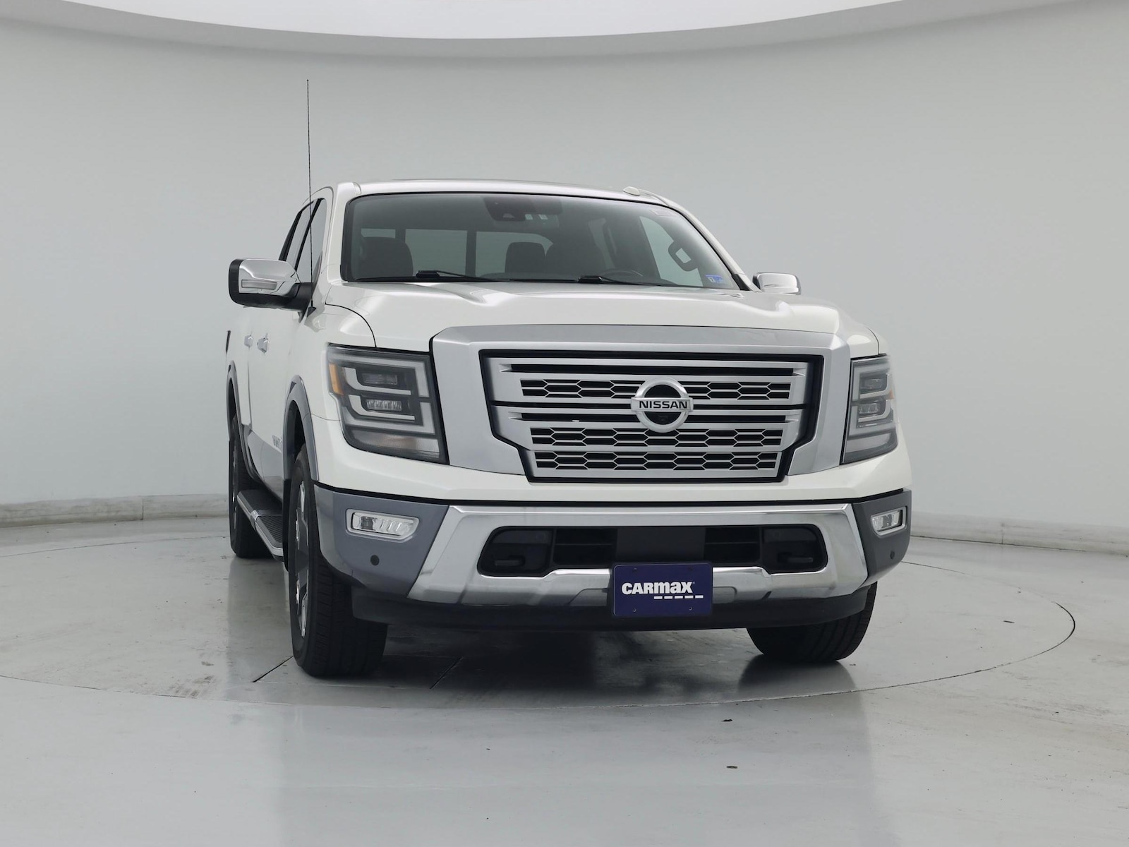 2020 Nissan Titan Platinum Reserve - Photo 6