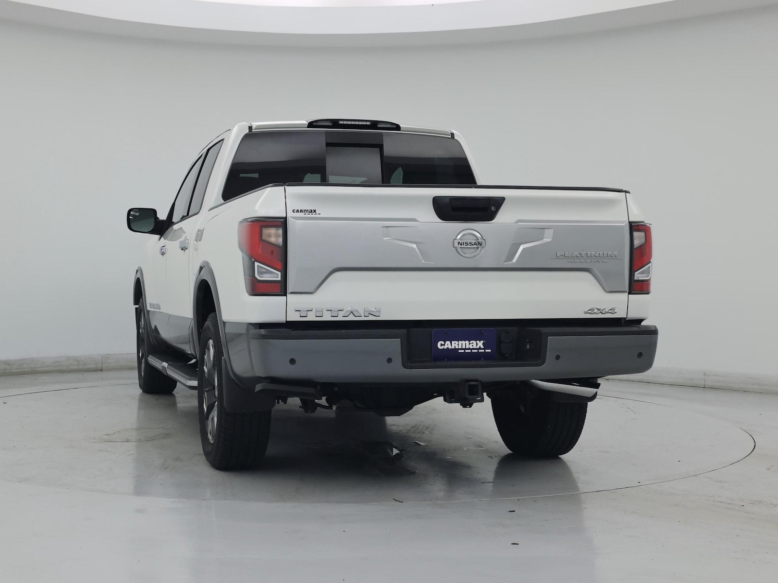 2020 Nissan Titan Platinum Reserve - Photo 7