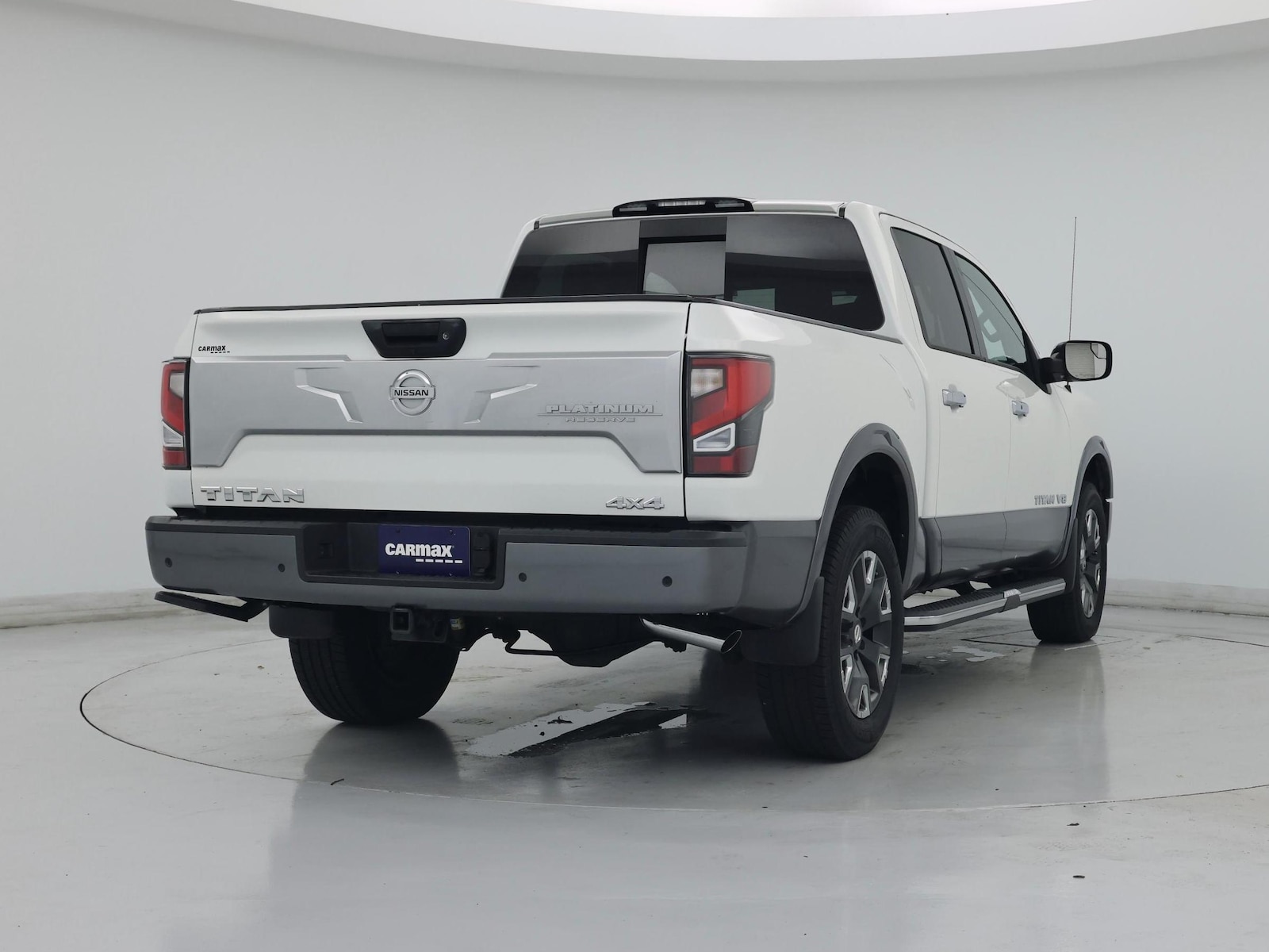 2020 Nissan Titan Platinum Reserve - Photo 9