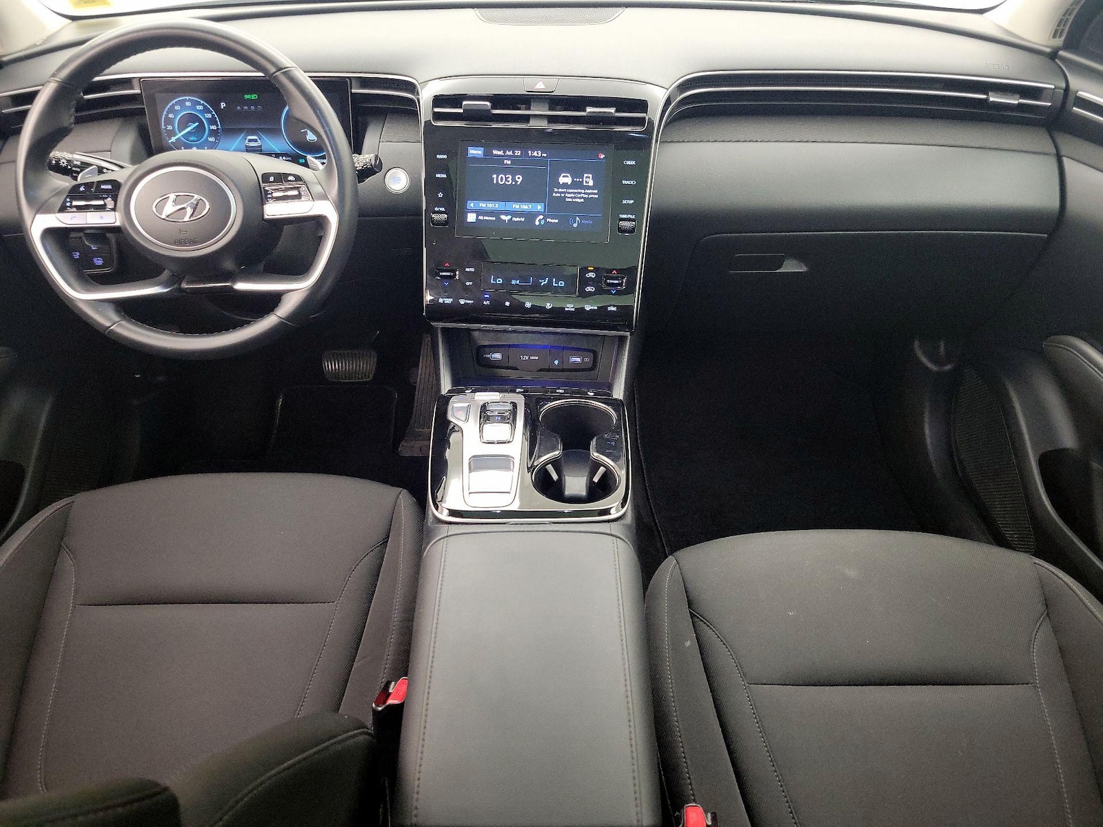 Apple CarPlay® & Android Auto™