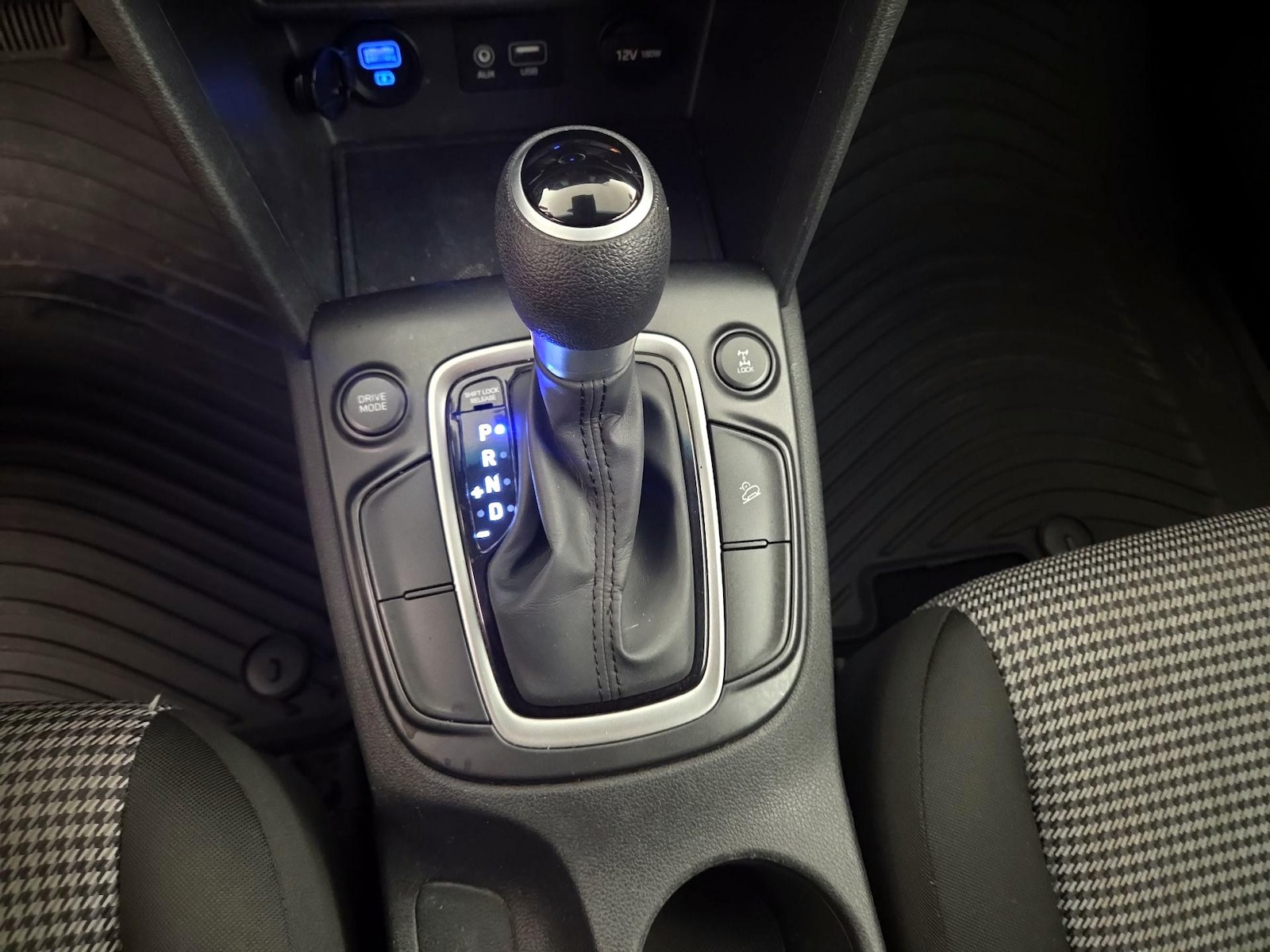 2020 Hyundai Kona SE - Photo 18