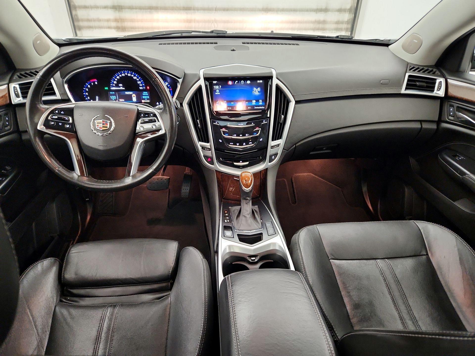 Thumbnail: 2016 Cadillac SRX - 9