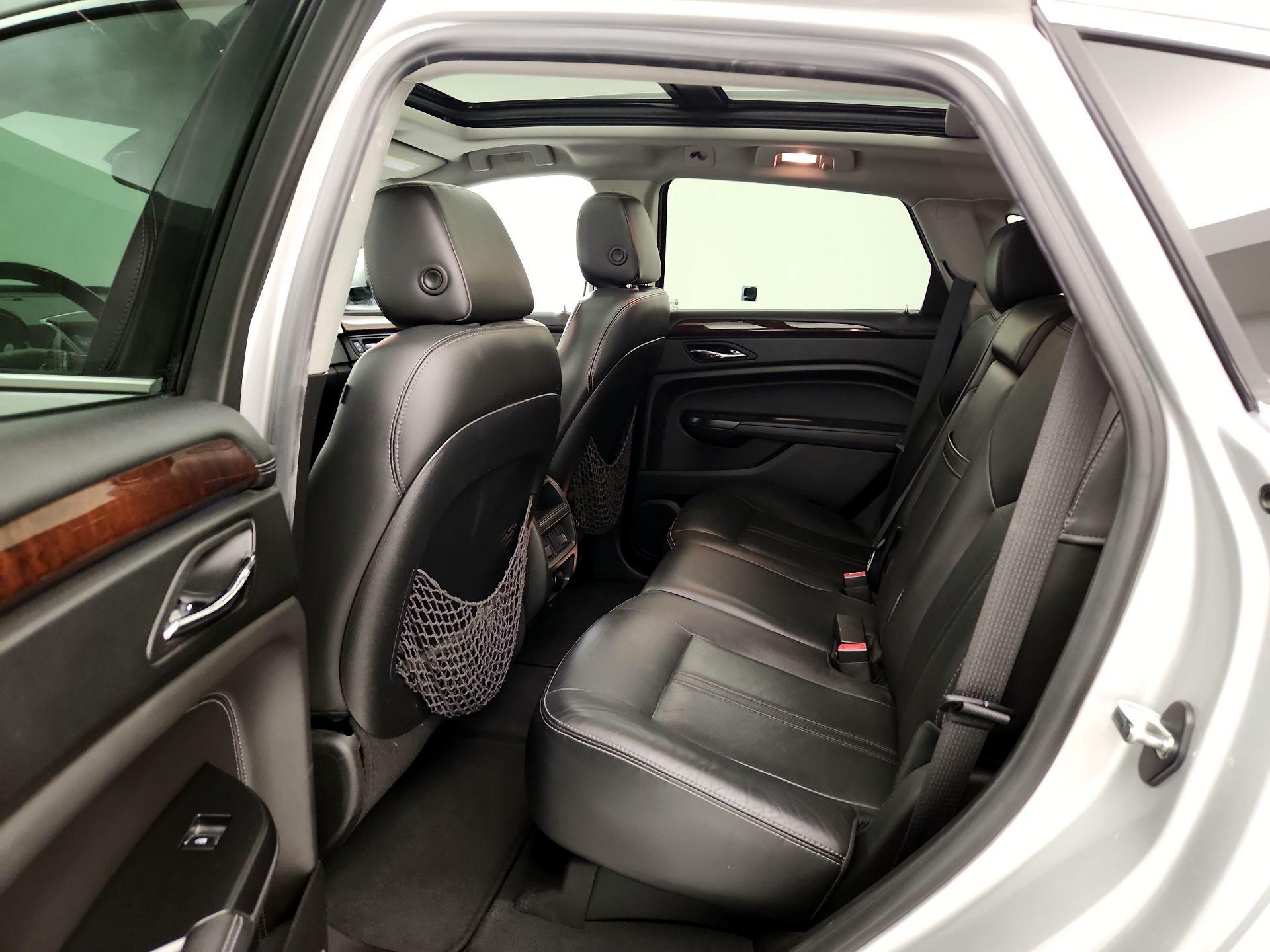 Thumbnail: 2016 Cadillac SRX - 19