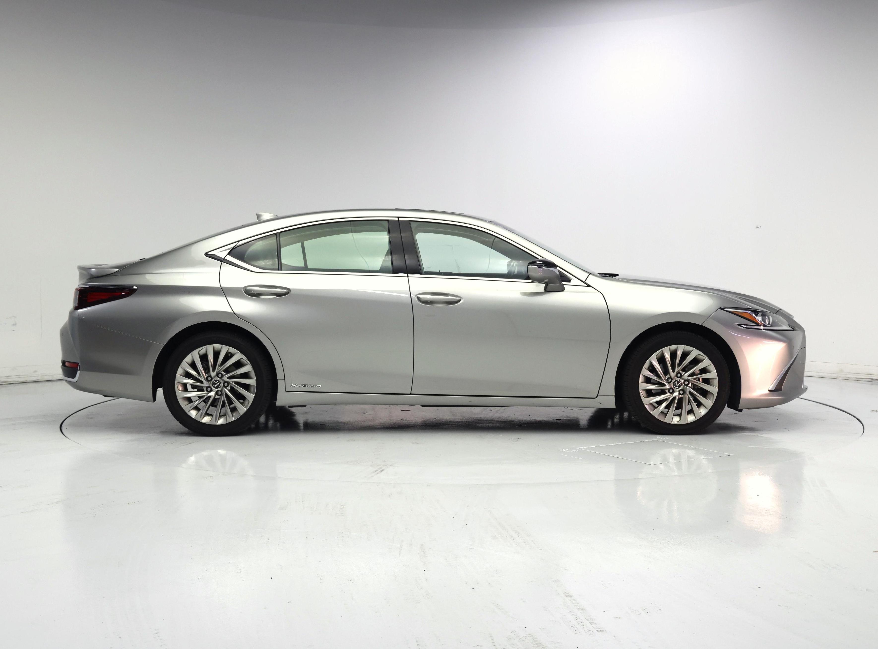 Thumbnail: 2019 Lexus ES - 7