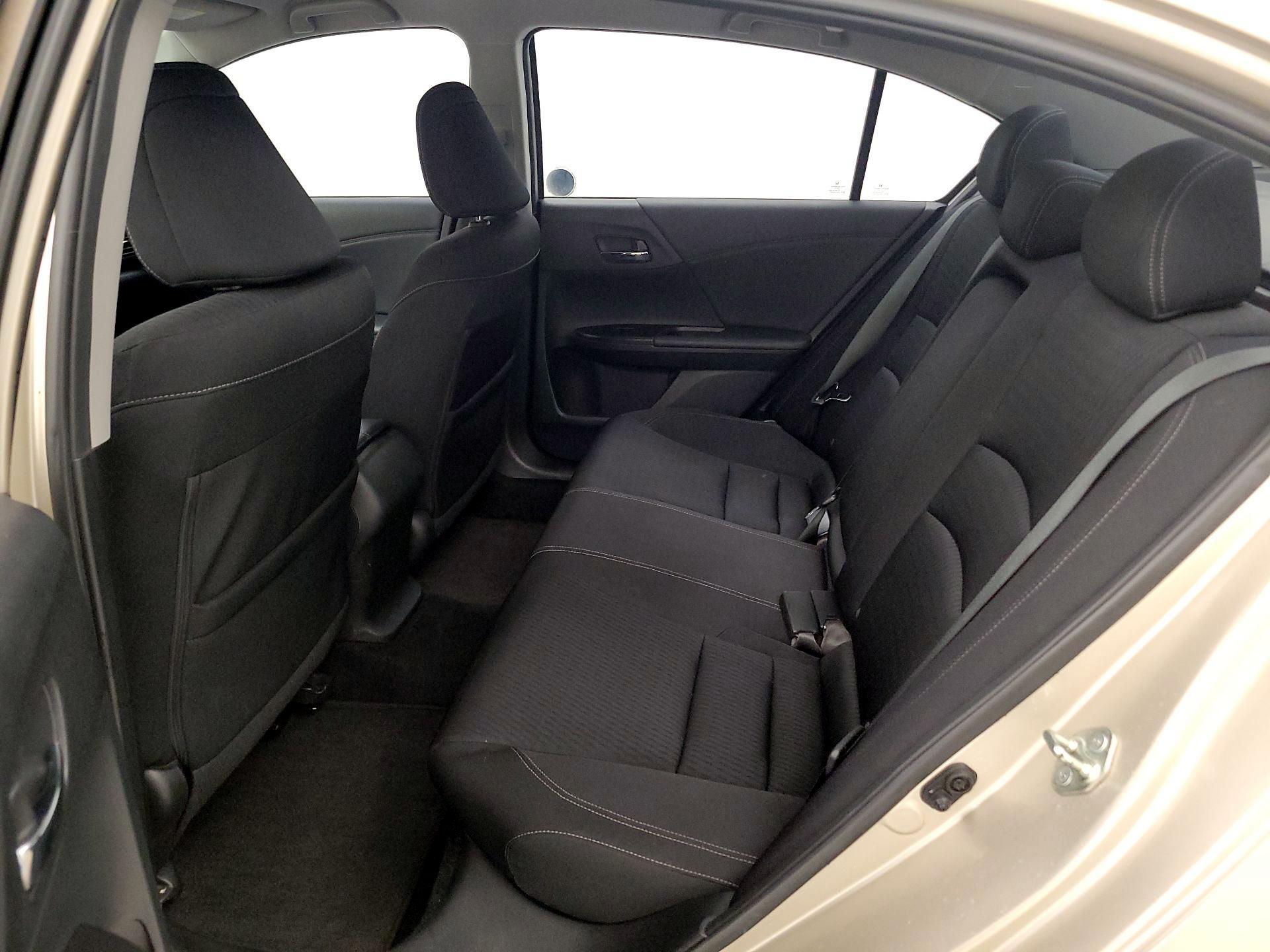 Thumbnail: 2015 Honda Accord - 19