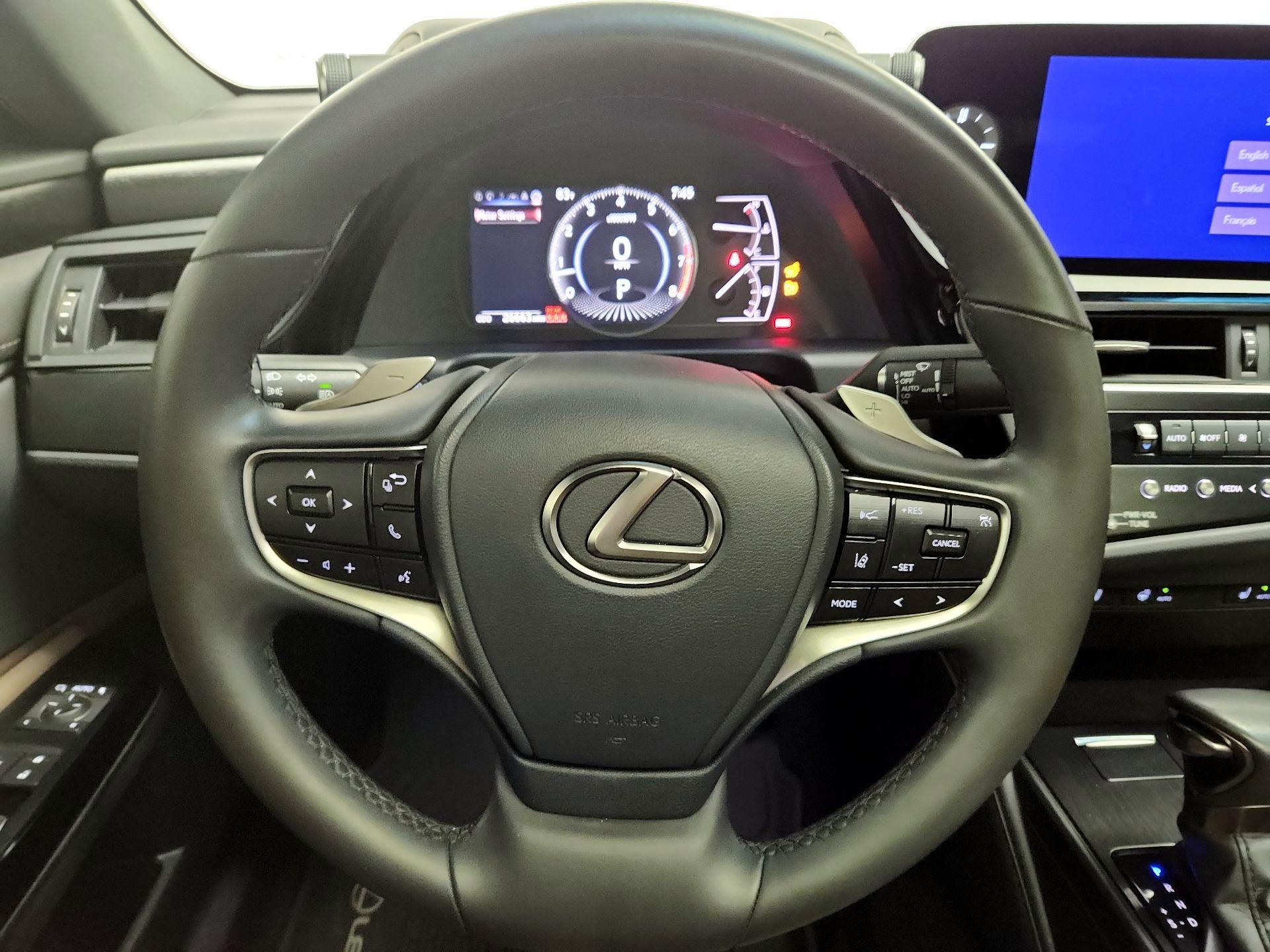 Thumbnail: 2023 Lexus ES - 10