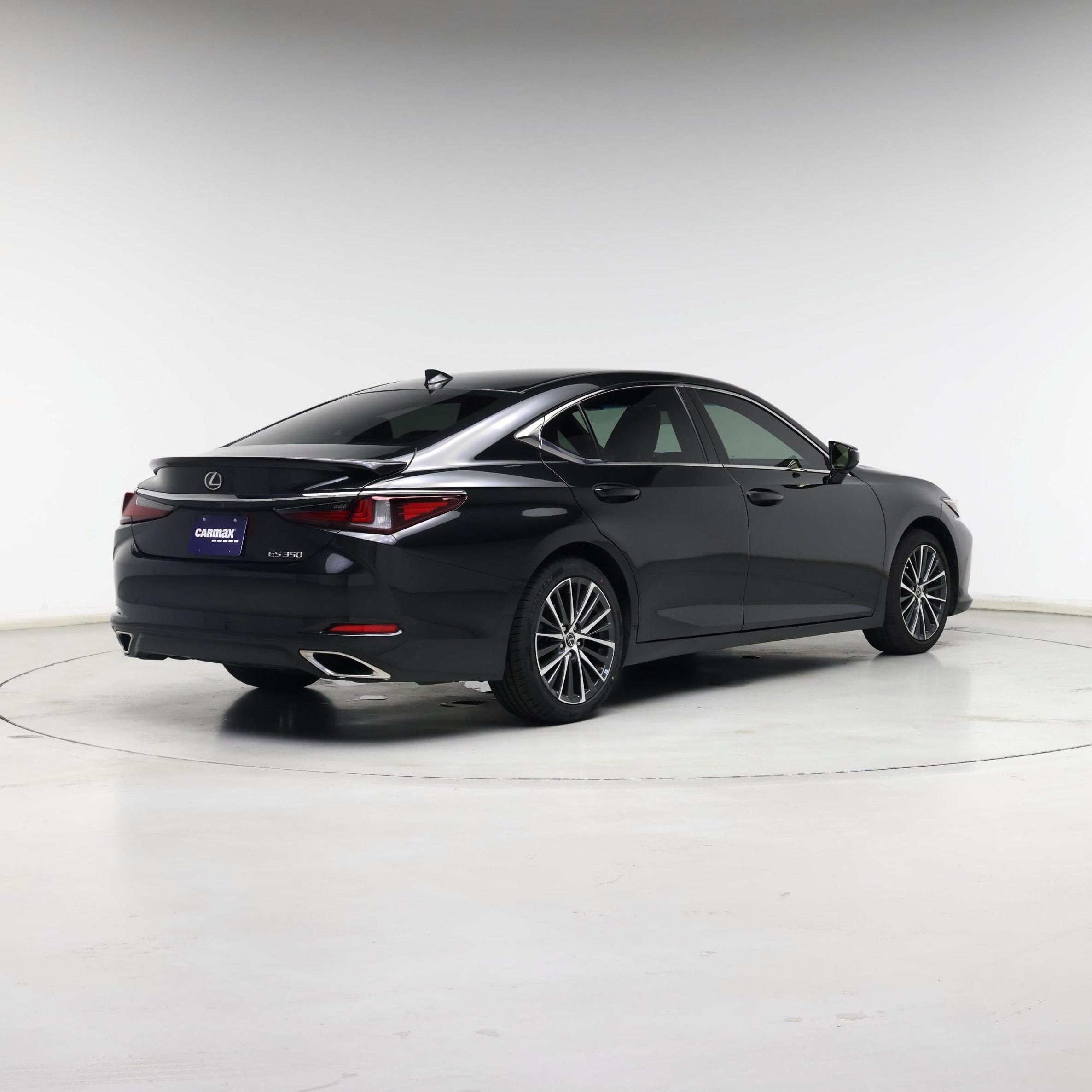 Thumbnail: 2023 Lexus ES - 8