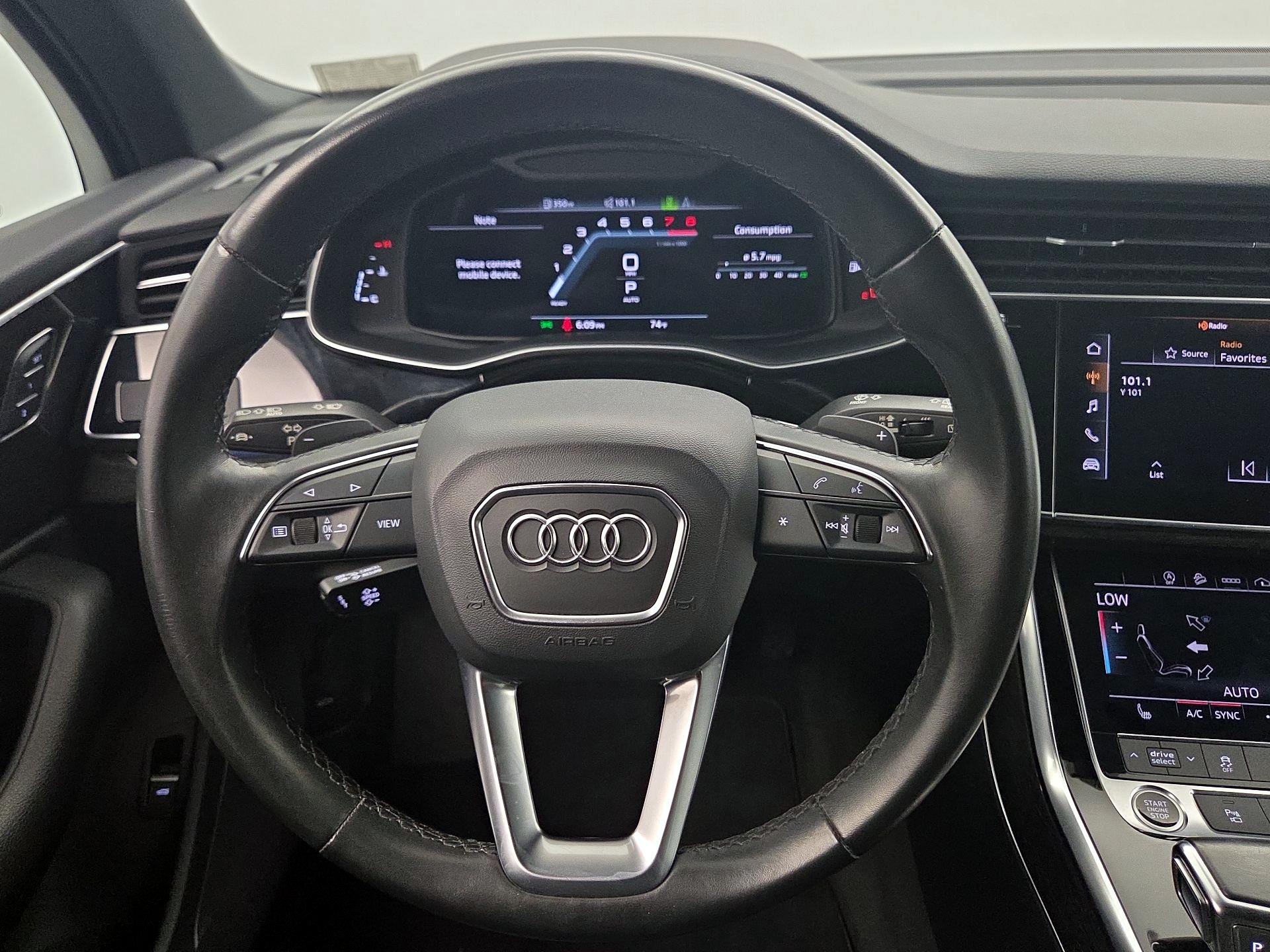 Thumbnail: 2022 Audi Q7 - 10