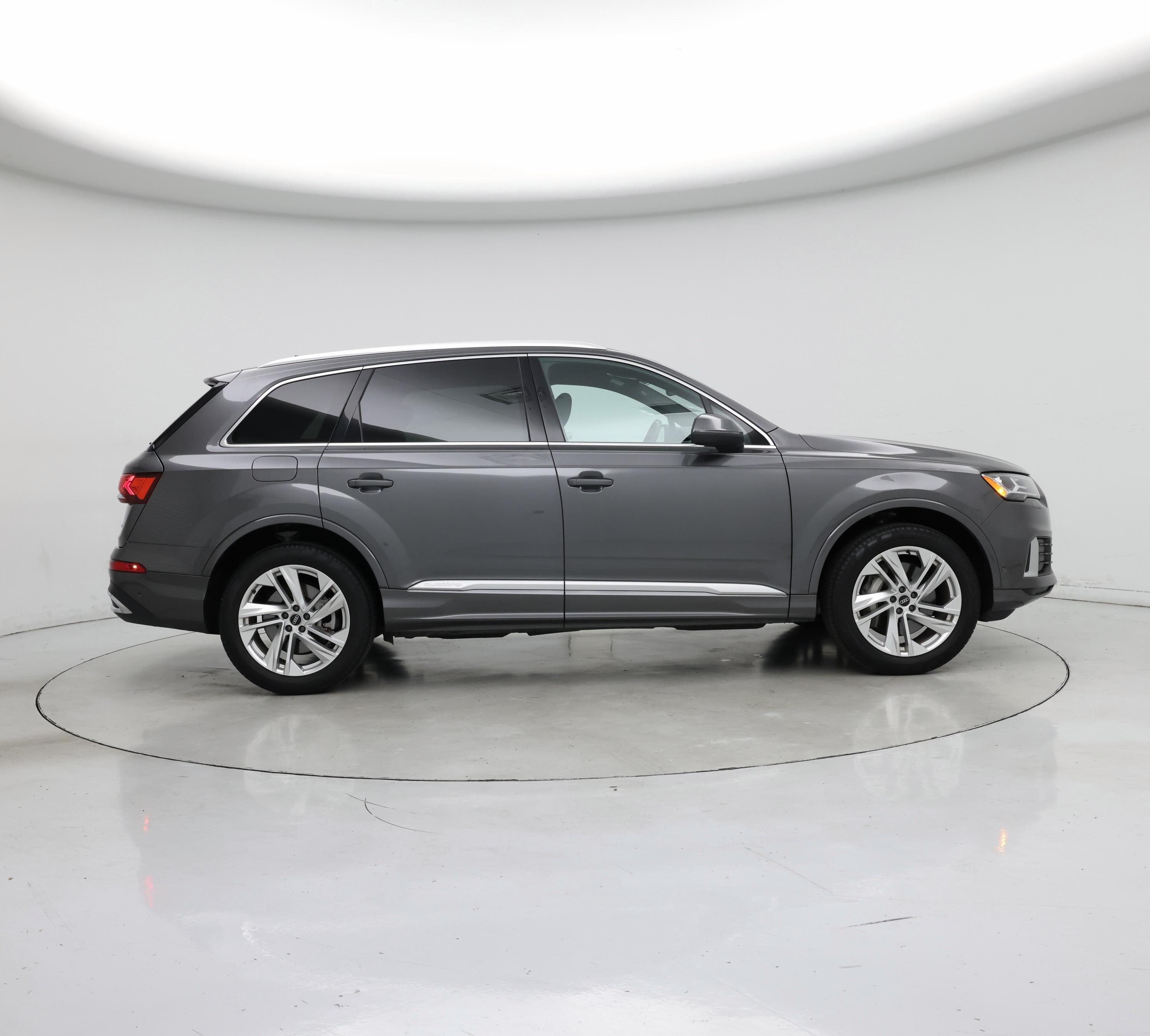 Thumbnail: 2022 Audi Q7 - 7