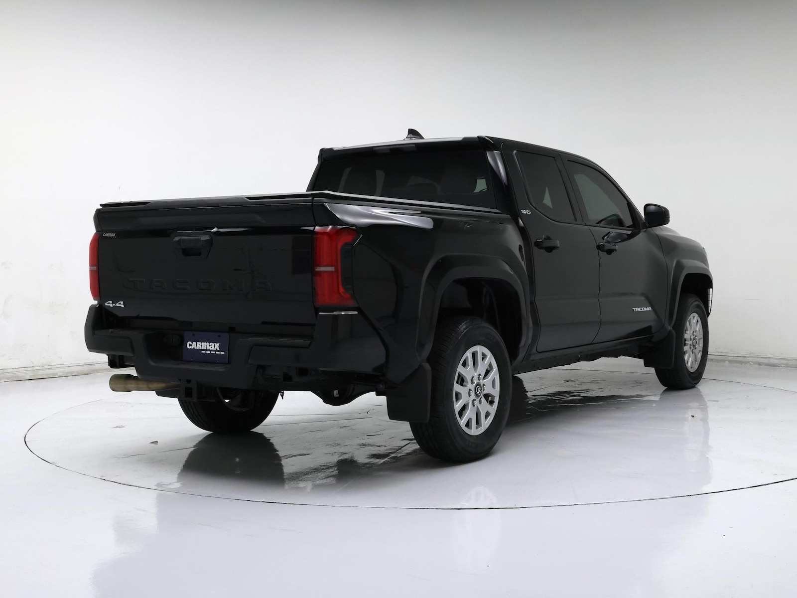 2026 Toyota Tacoma SR5 - Photo 9