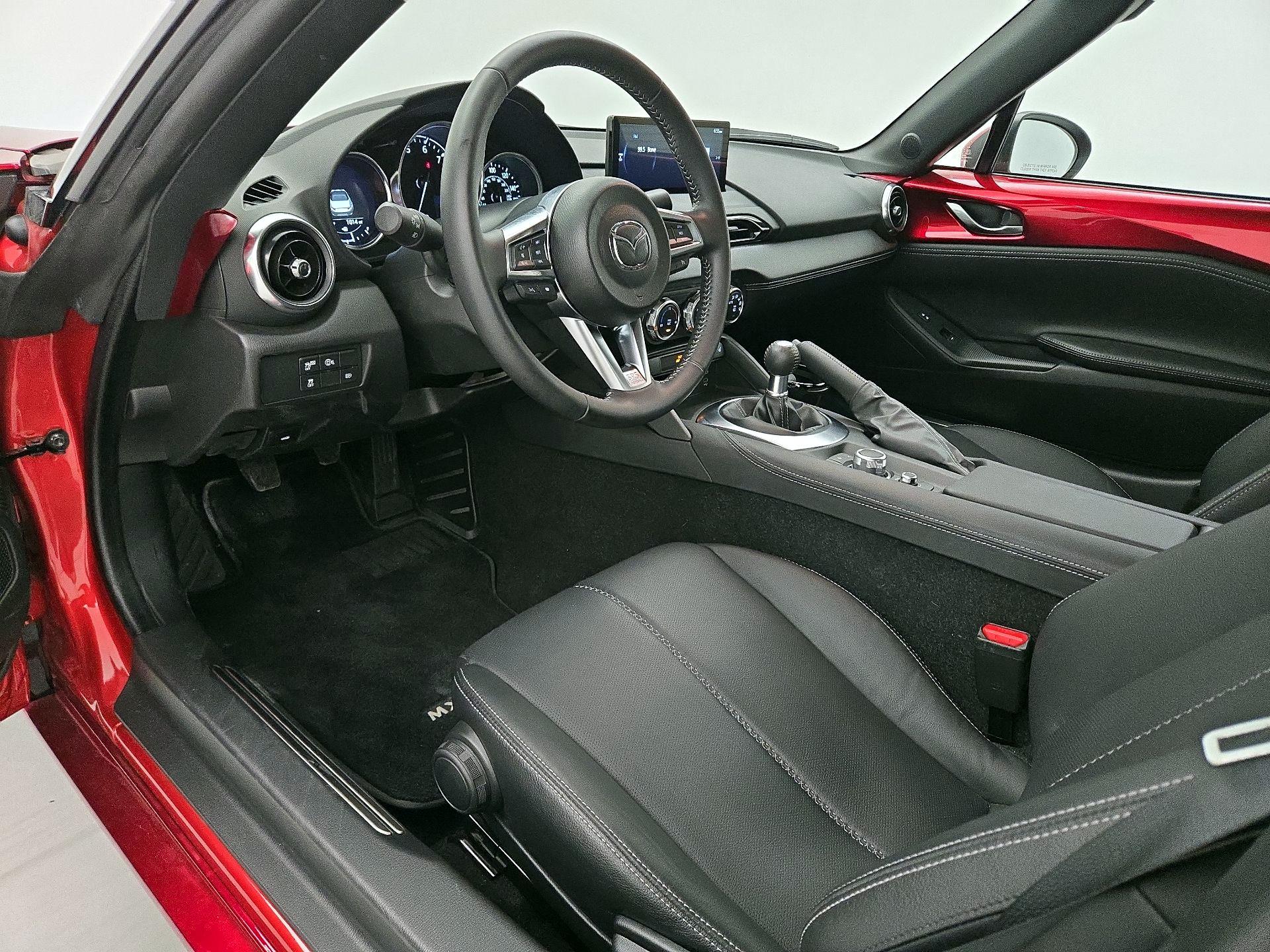 Thumbnail: 2025 Mazda MX-5 Miata - 9