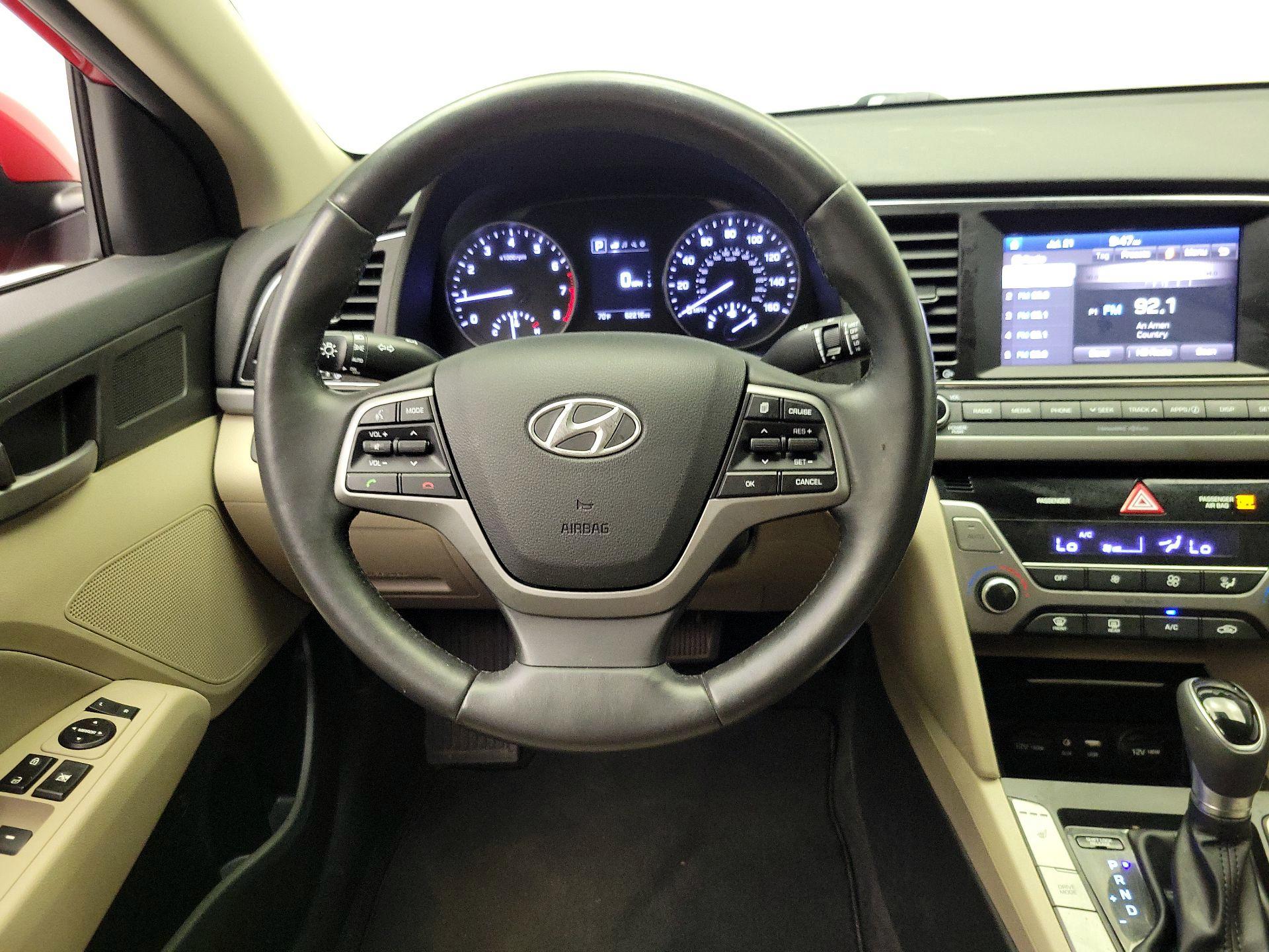 Thumbnail: 2017 Hyundai Elantra - 10