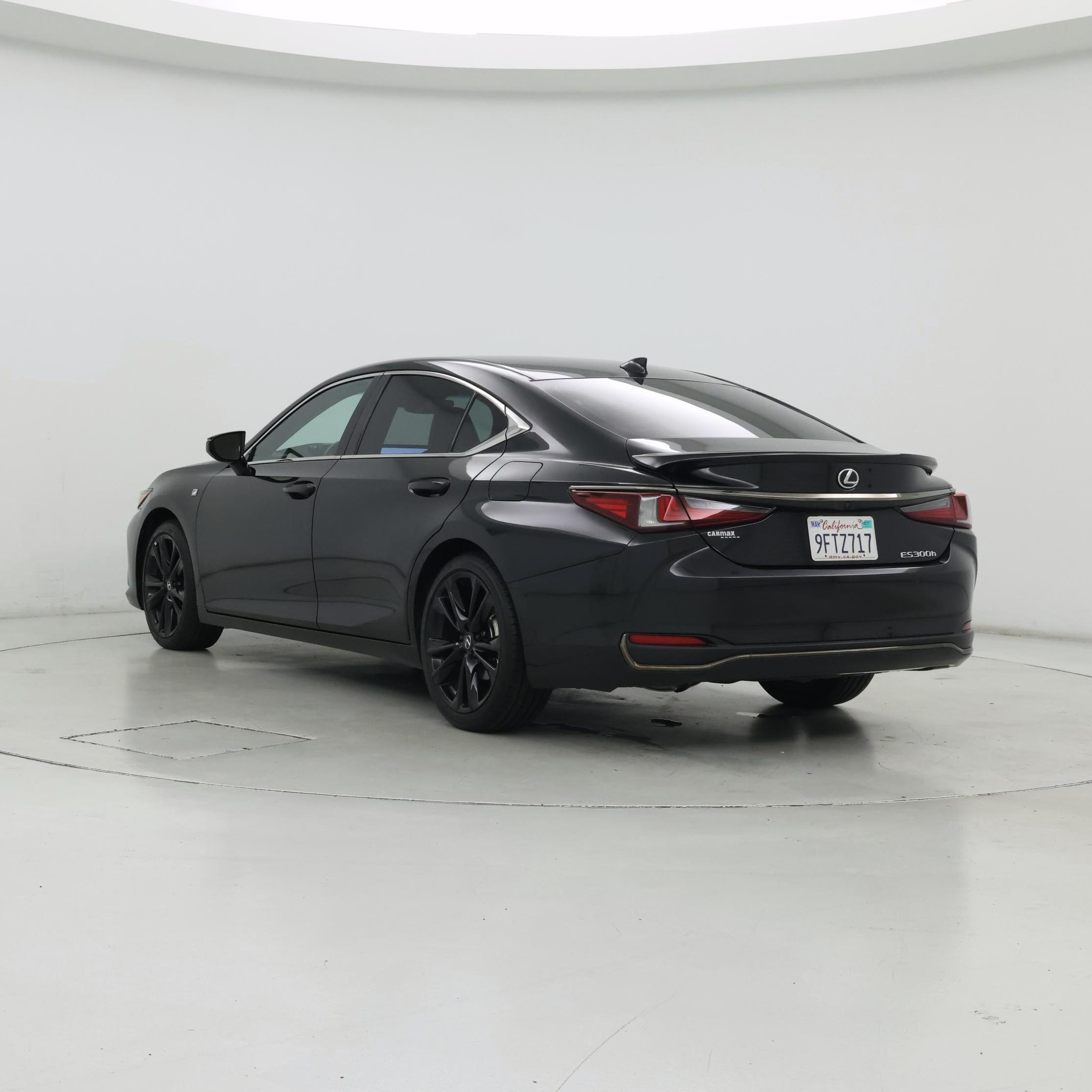 Thumbnail: 2023 Lexus ES - 2