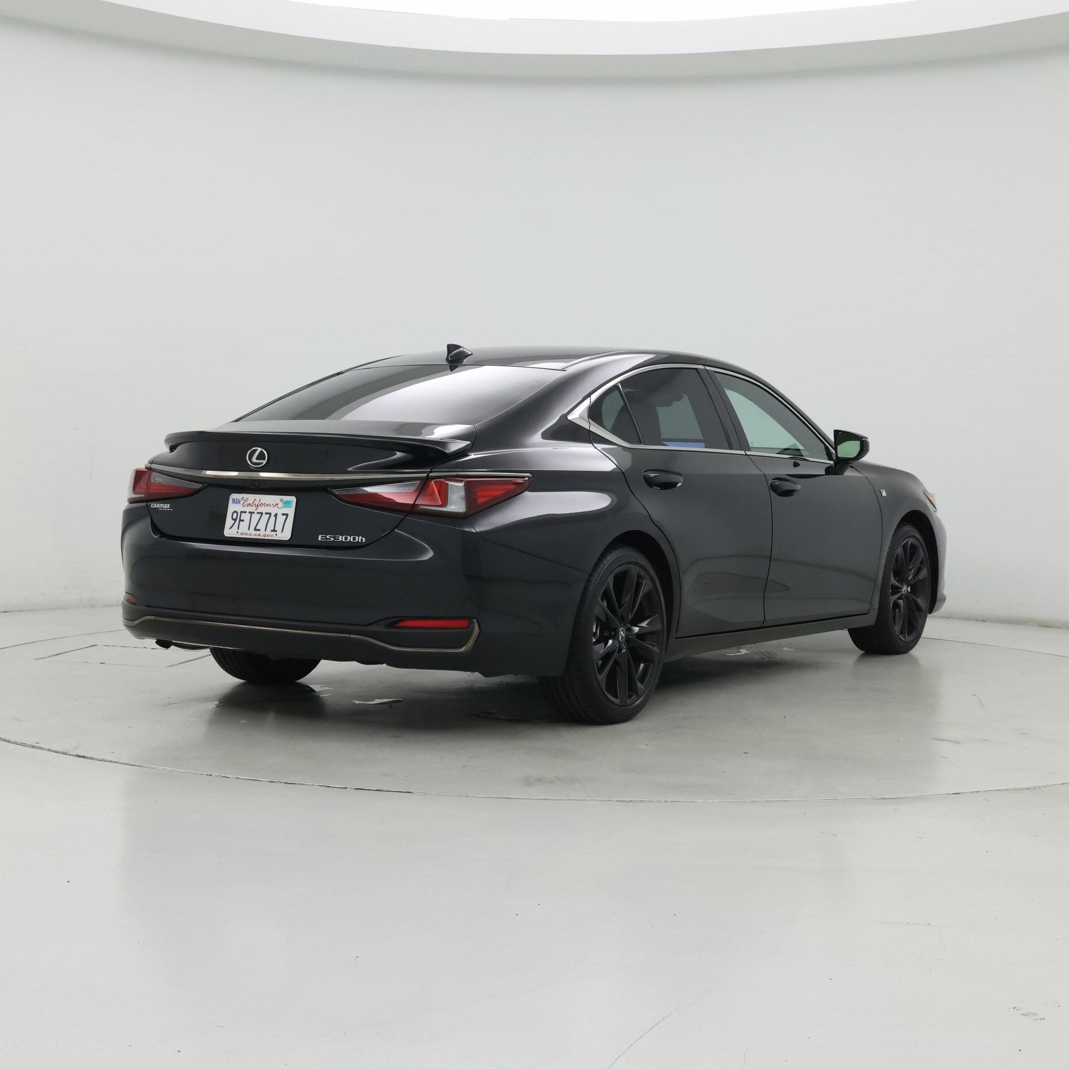Thumbnail: 2023 Lexus ES - 8