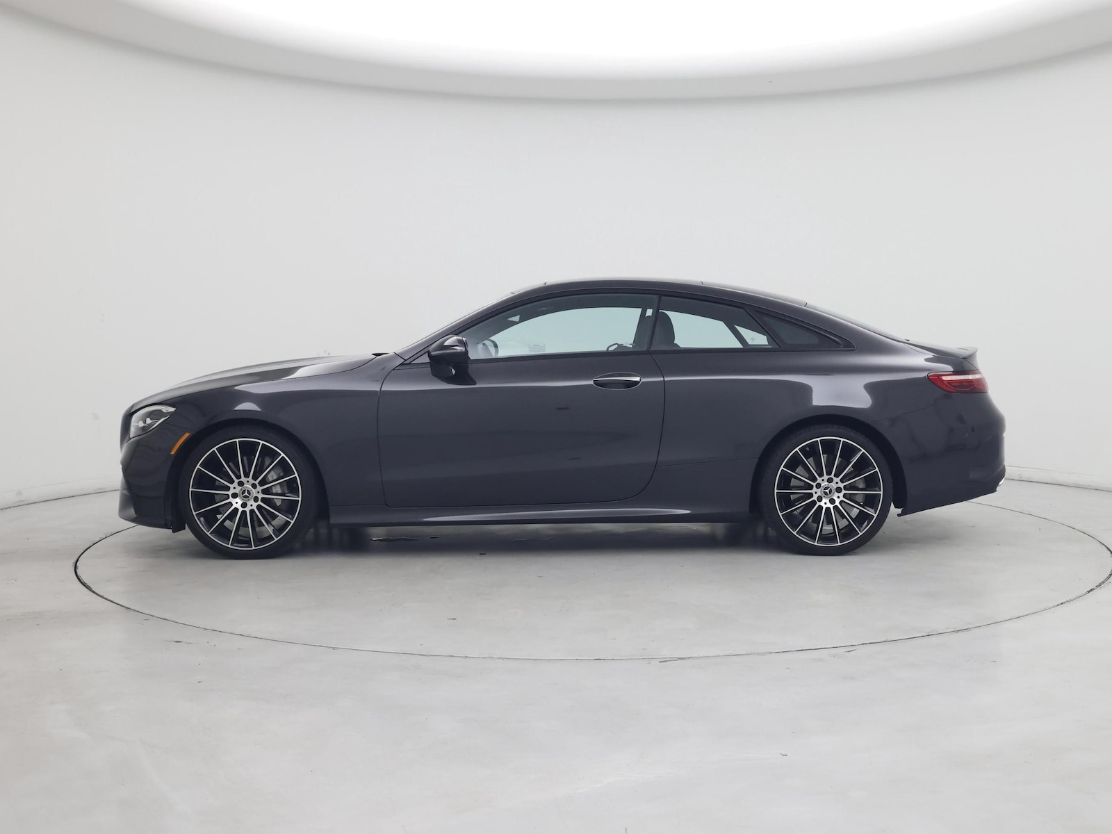 2023 Mercedes-Benz E-Class E450 - Photo 4
