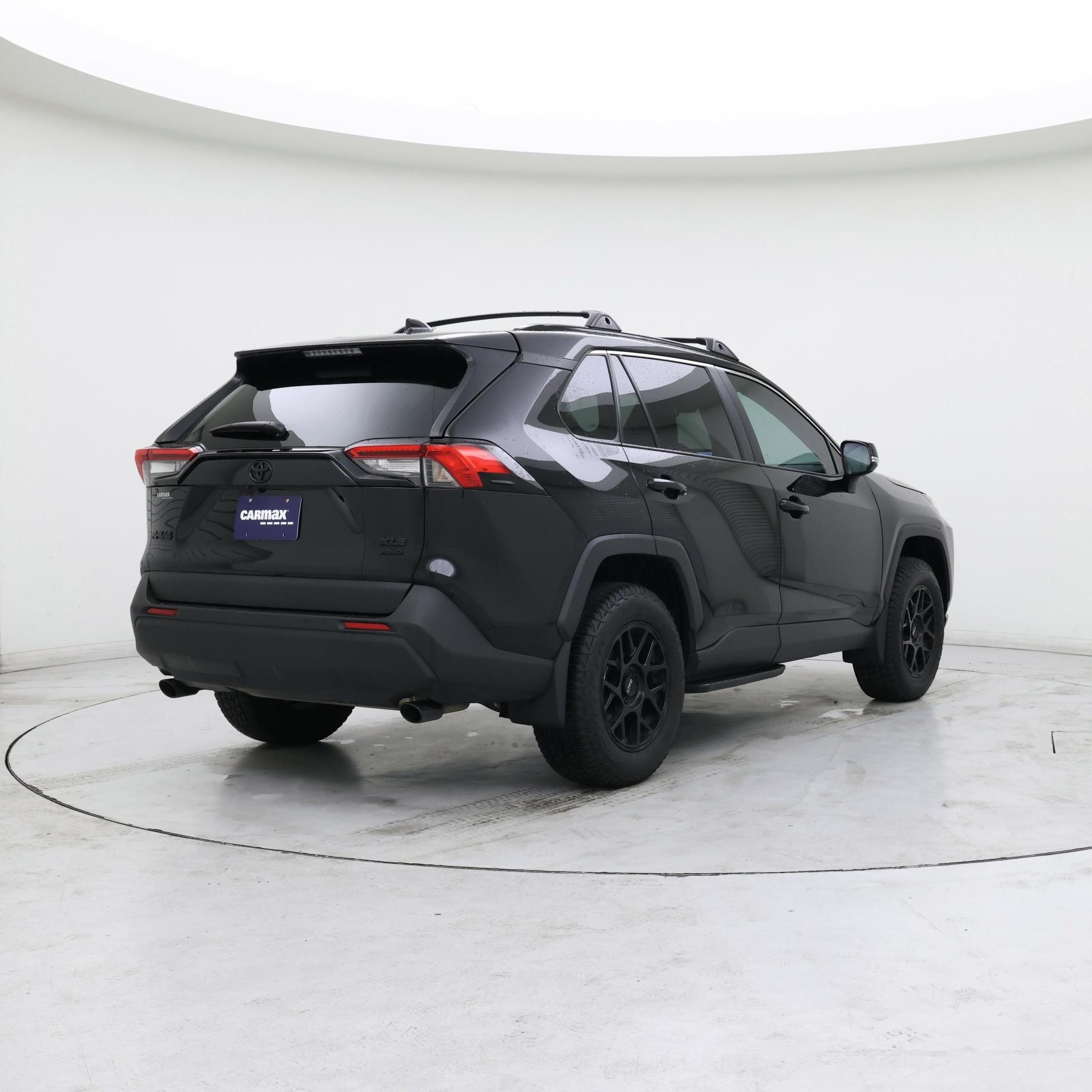 Thumbnail: 2025 Toyota RAV4 - 8