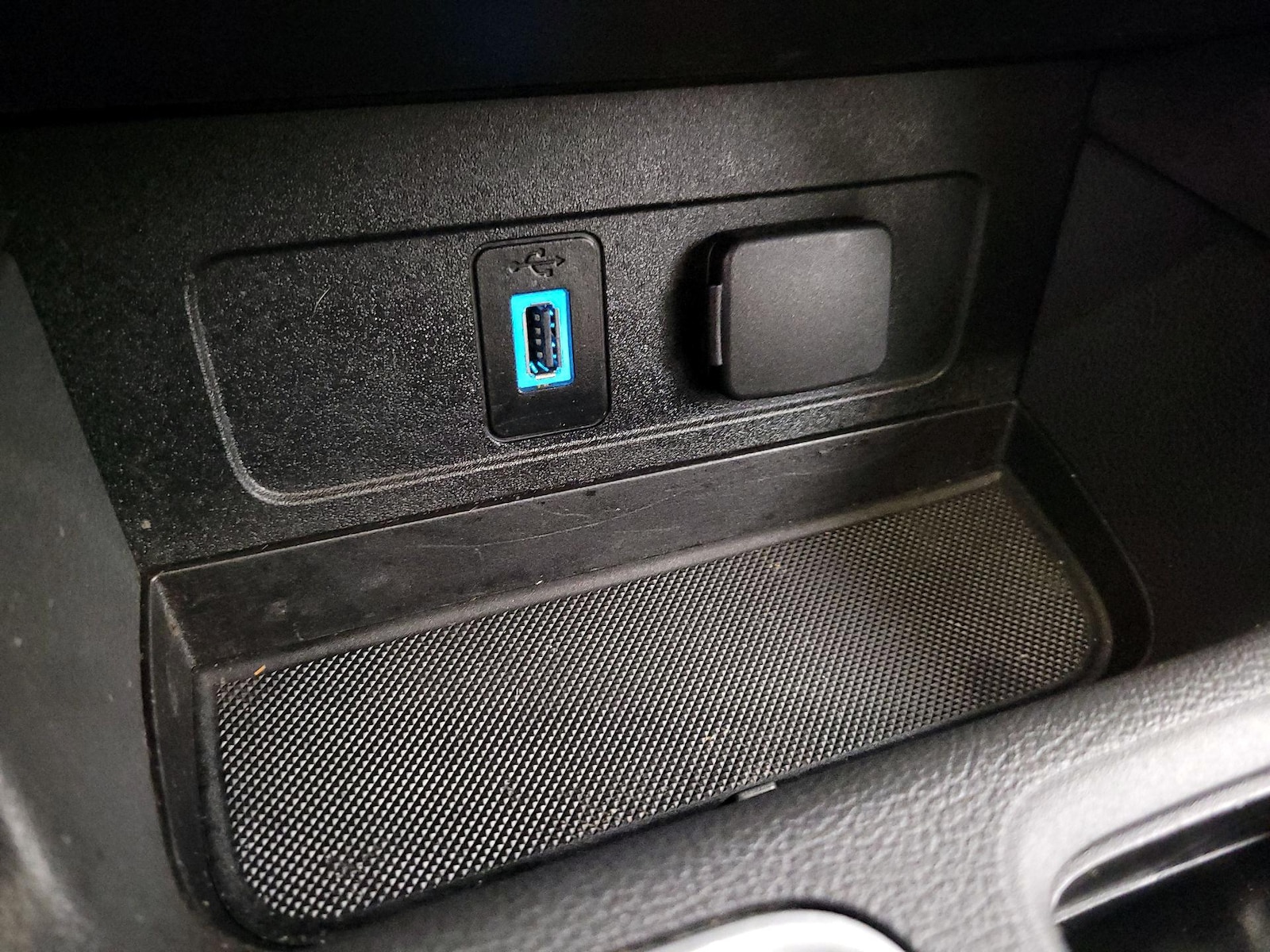 2017 Ford Escape SE - Photo 19