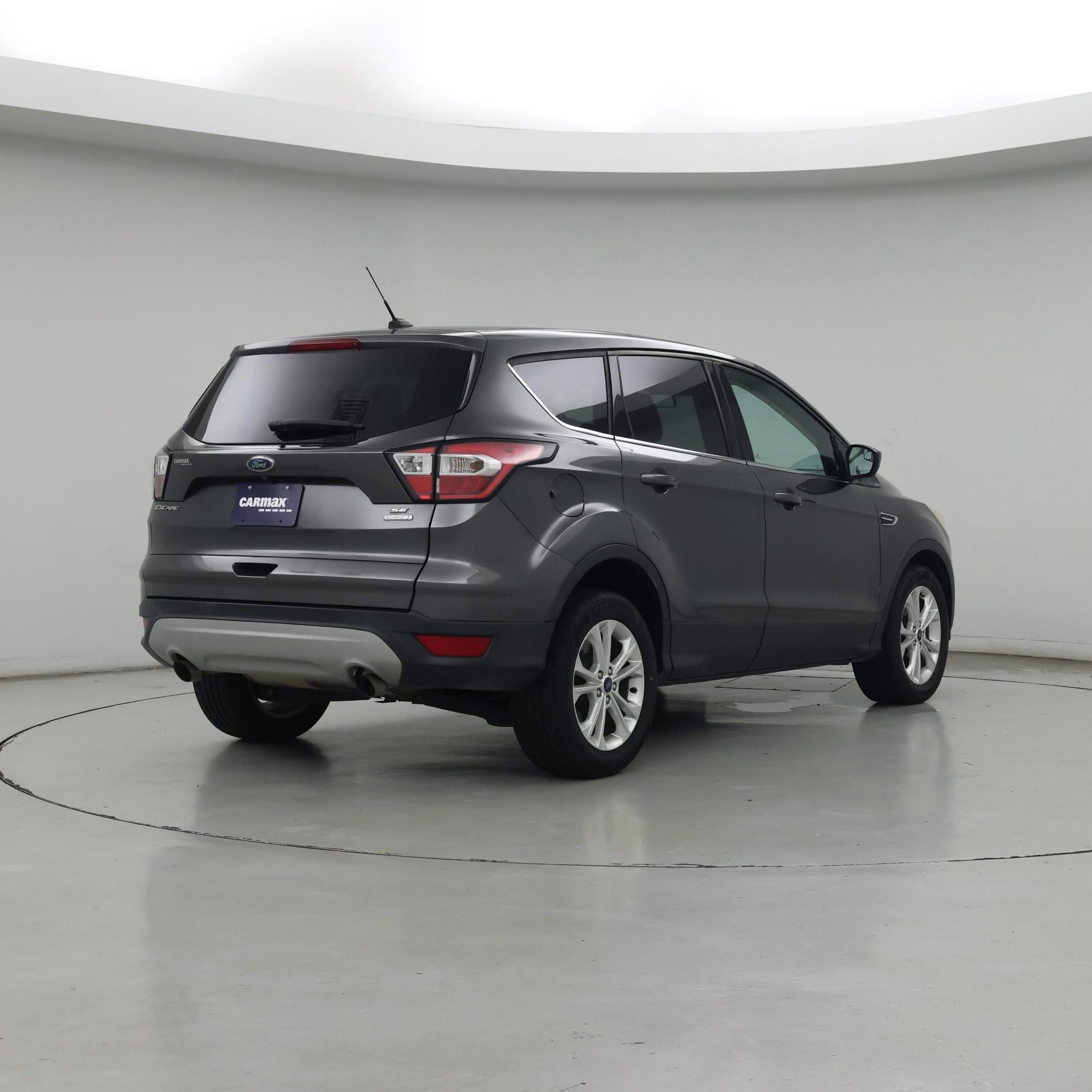 Thumbnail: 2017 Ford Escape - 8