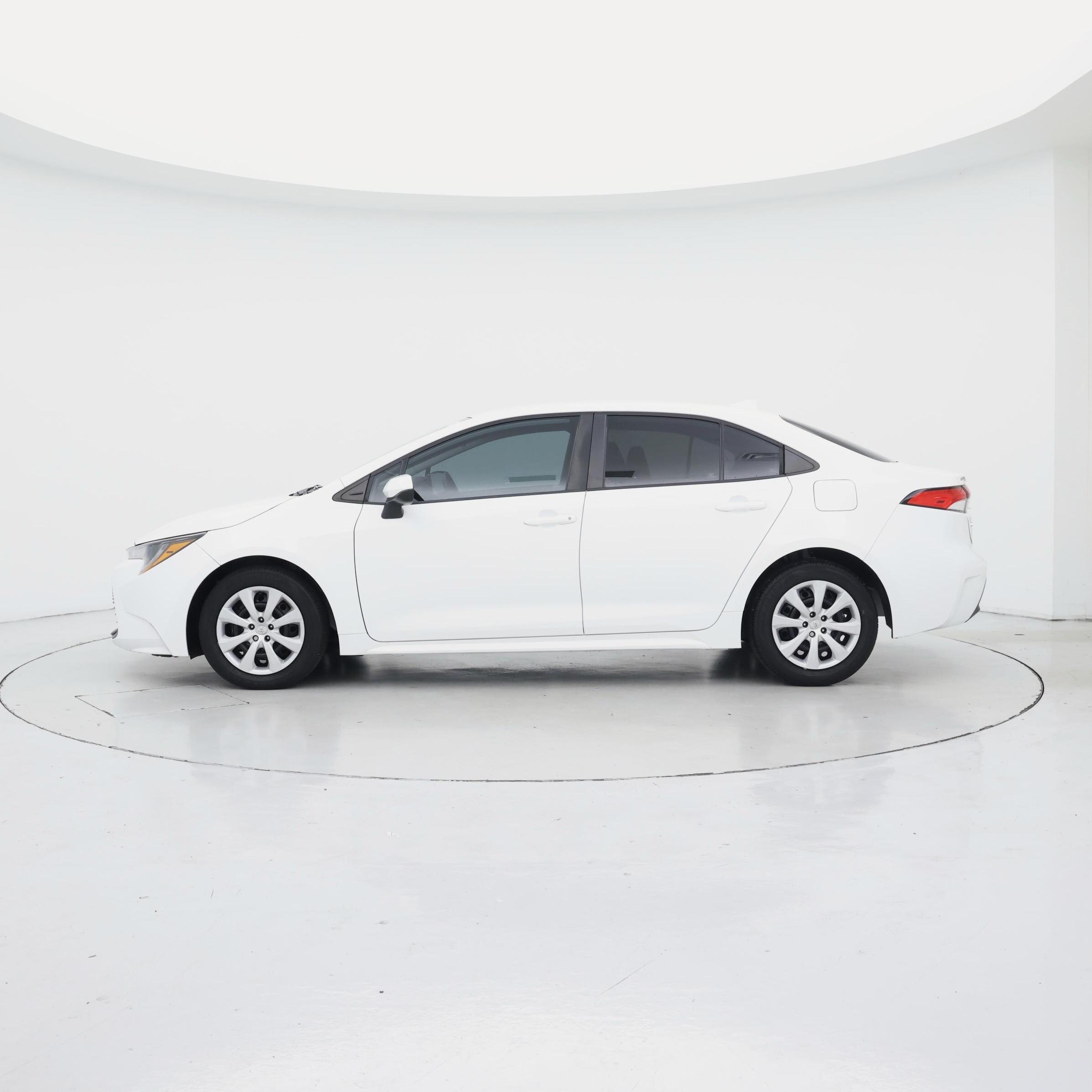 Thumbnail: 2023 Toyota Corolla - 3