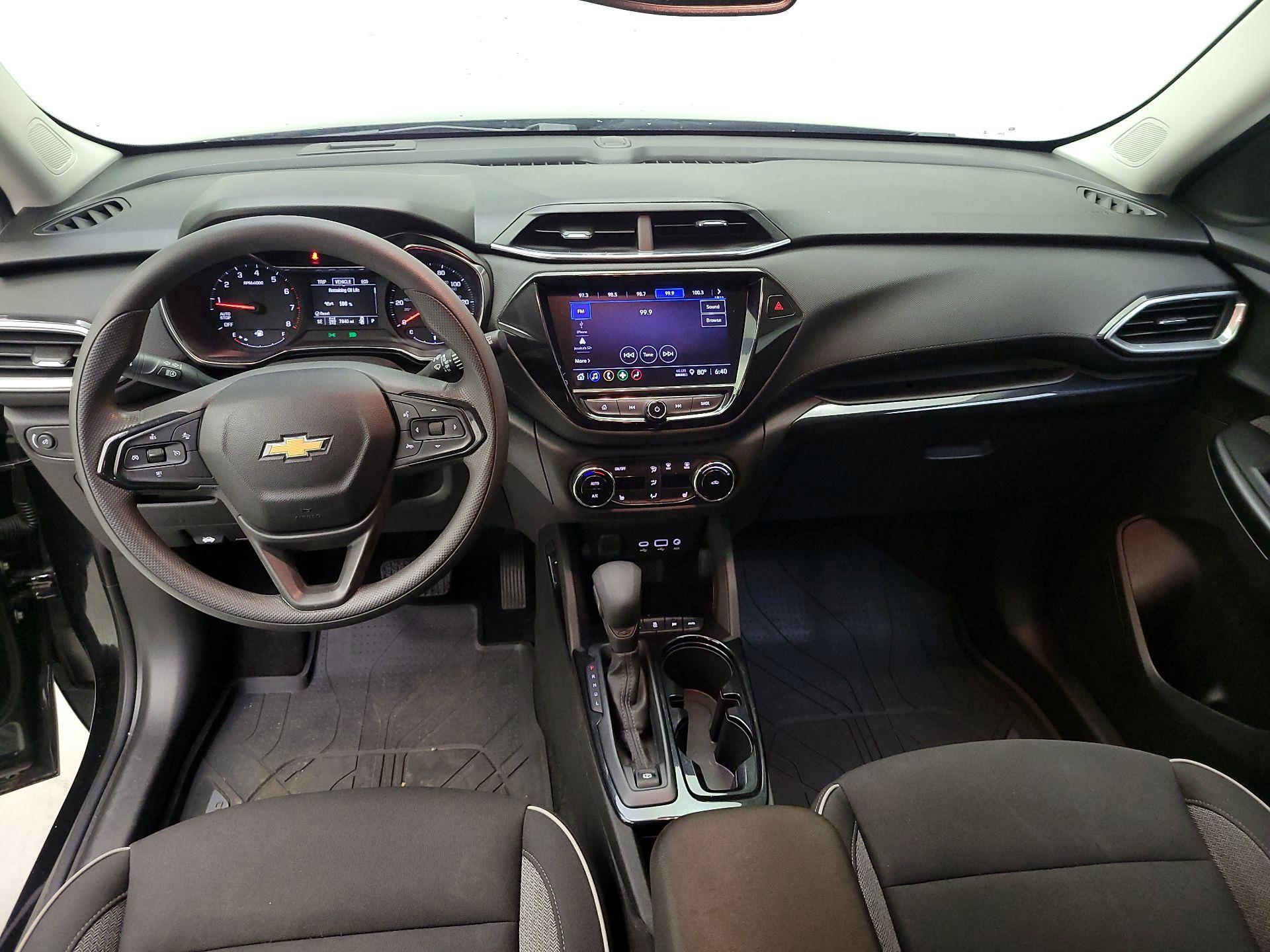 Thumbnail: 2023 Chevrolet TrailBlazer - 9