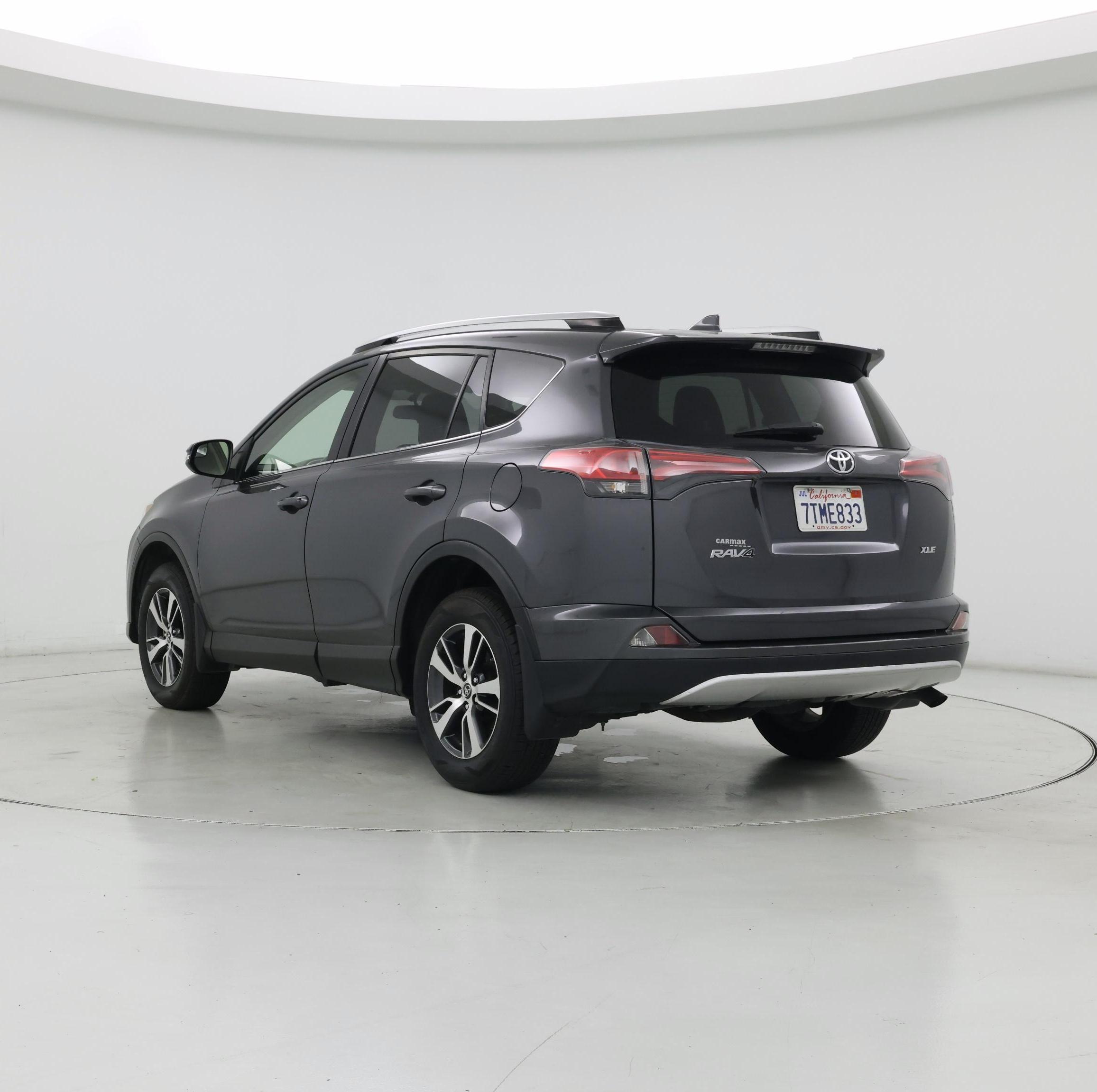 Thumbnail: 2016 Toyota RAV4 - 2