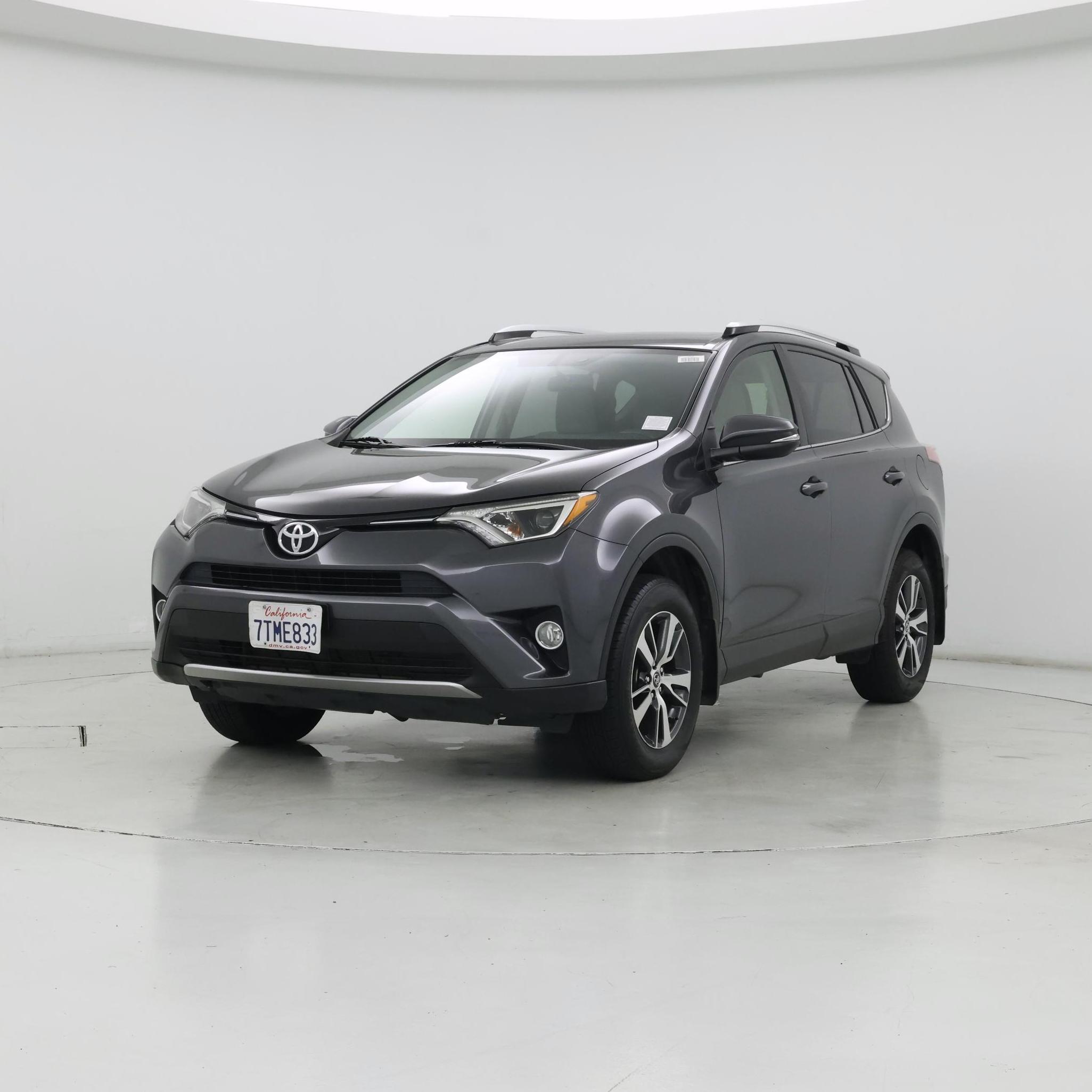 Thumbnail: 2016 Toyota RAV4 - 4