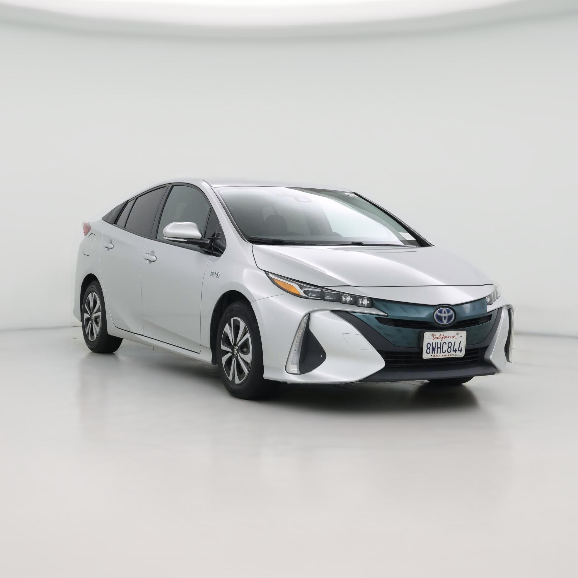 Thumbnail: 2017 Toyota Prius Prime - 1