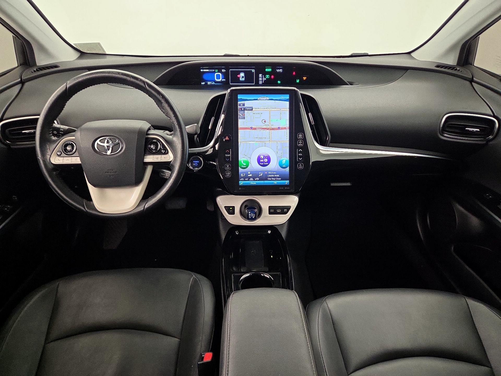 Thumbnail: 2017 Toyota Prius Prime - 9