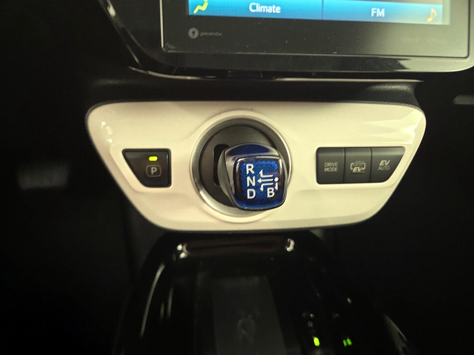 Thumbnail: 2017 Toyota Prius Prime - 17