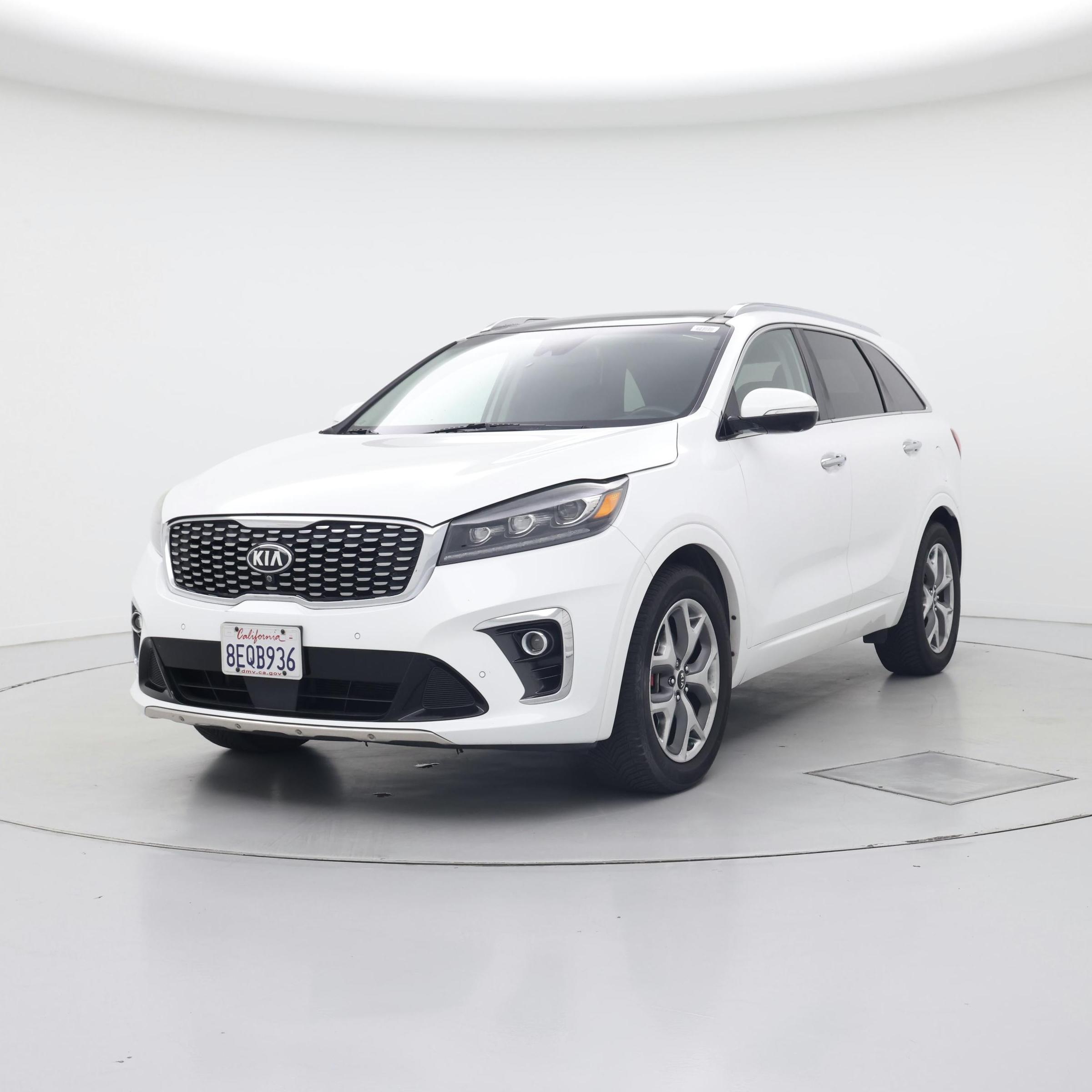 Thumbnail: 2019 Kia Sorento - 4