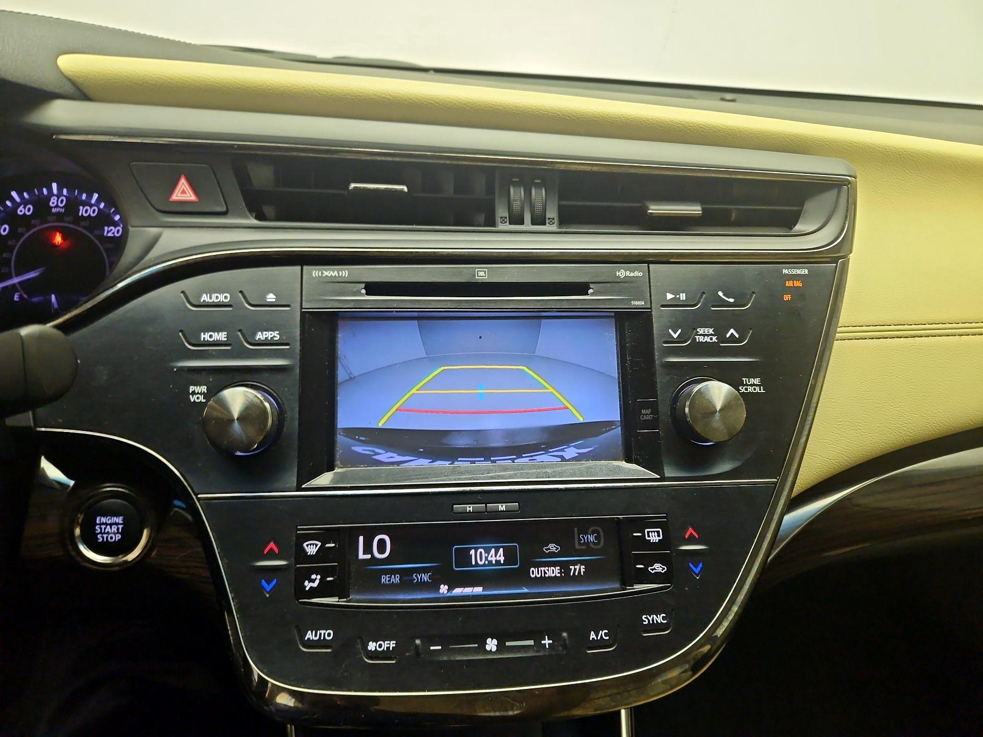 Thumbnail: 2015 Toyota Avalon - 13