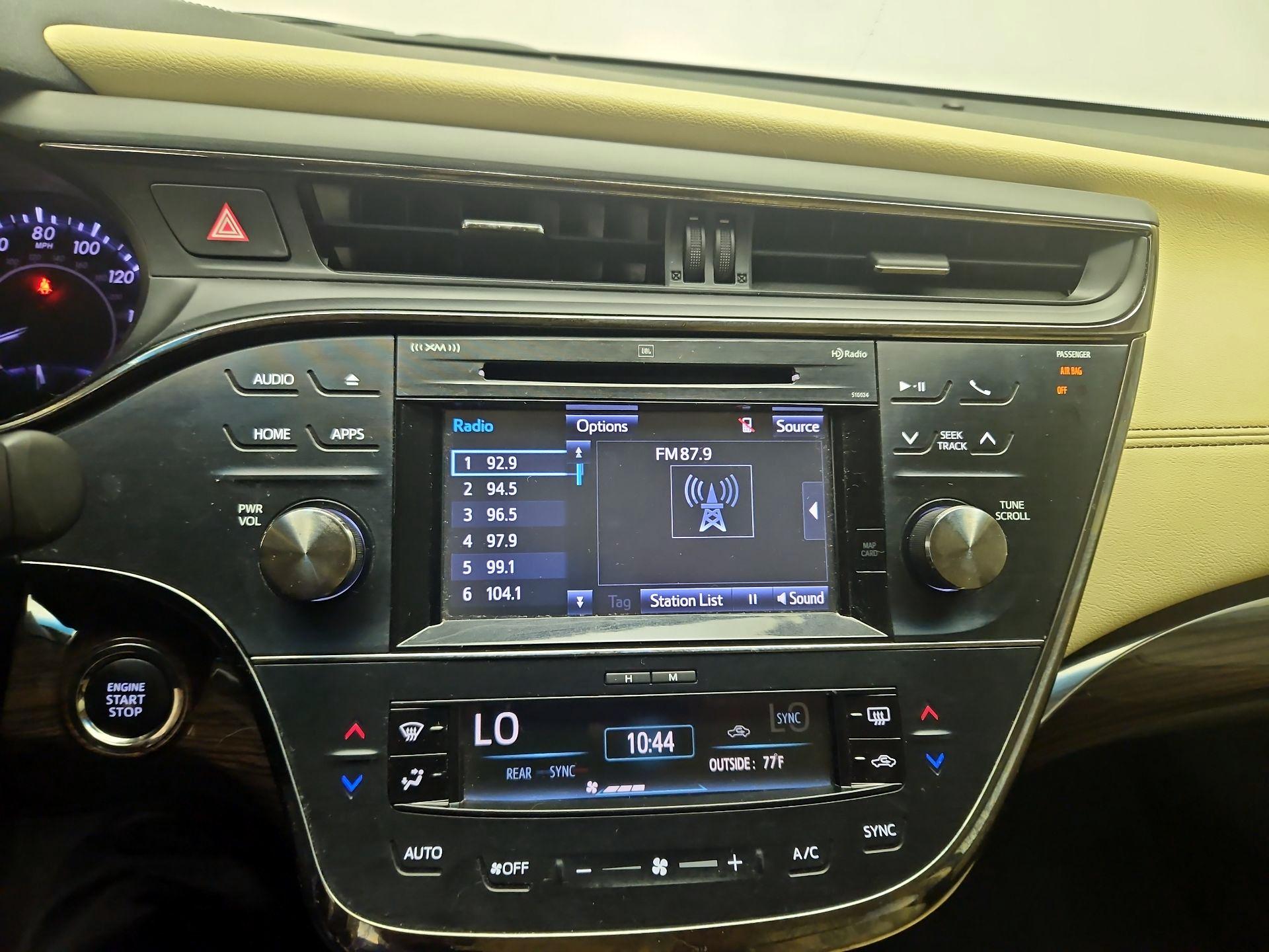 Thumbnail: 2015 Toyota Avalon - 14