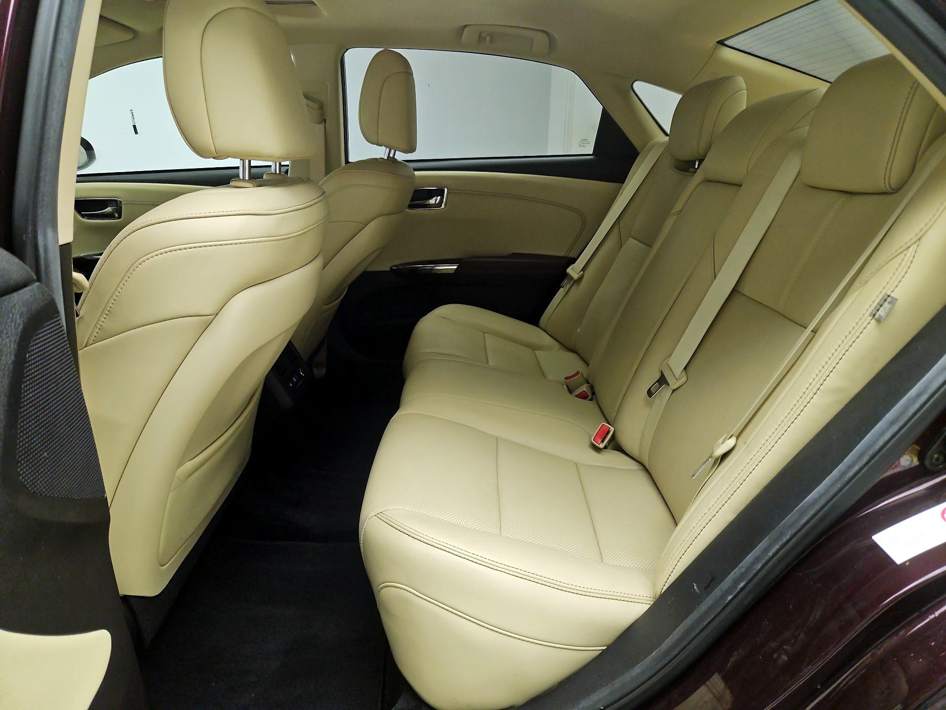 Thumbnail: 2015 Toyota Avalon - 17
