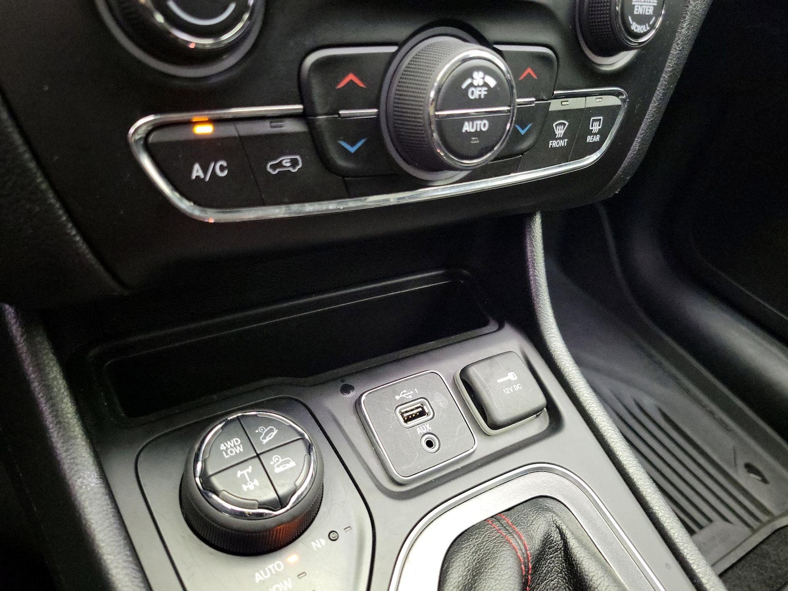 2020 Jeep Cherokee Trailhawk - Photo 17
